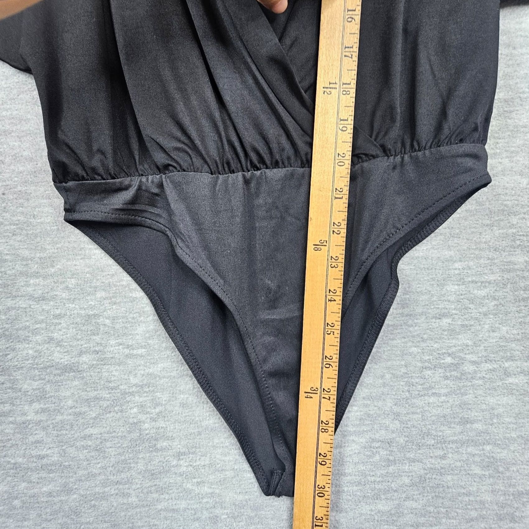 Zara ZARA Black Deep V-neck Short Sleeve Bodysuit Size S NEW Women Bodysuit Regular Knit Pattern Solid All Seasons Size S / US 4 / IT 40 - 4 Thumbnail