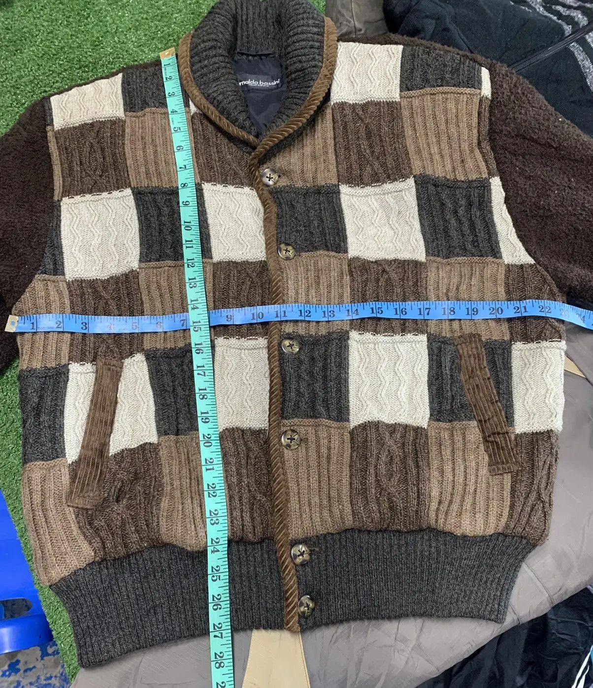 Vintage Arnold bassini Italian vintage knit cardigan. Size US L / EU 52-54 / 3 - 9 Thumbnail