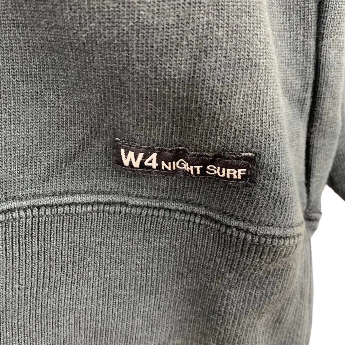 Vintage Vintage W4 NIGHT SURF Sexy Bikini Surfing Wave Sweatshirt Size US XL / EU 56 / 4 - 9 Thumbnail