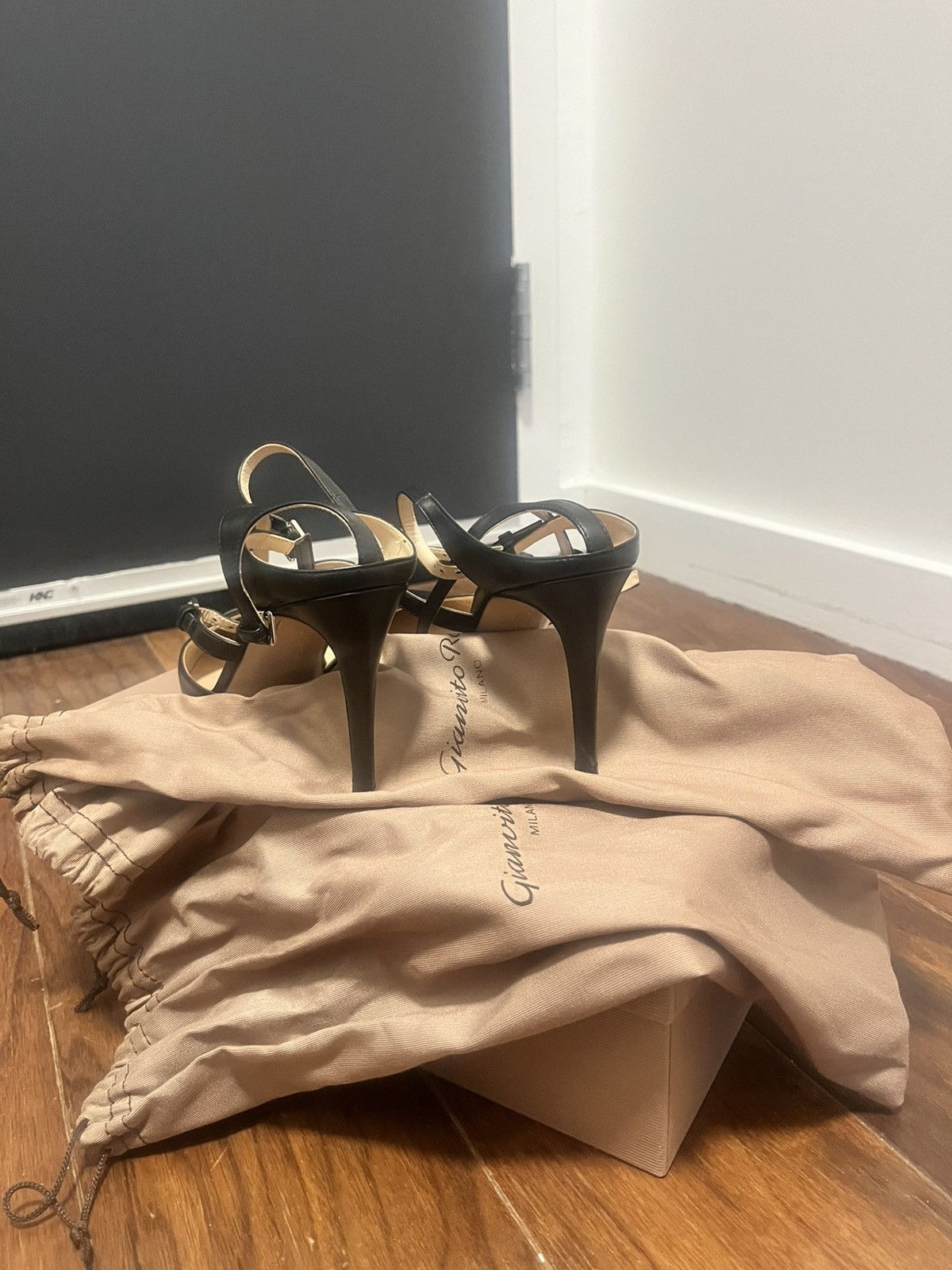 Gianvito Rossi Leather Carey Heel Size US 7.5 / IT 37.5 - 10 Thumbnail