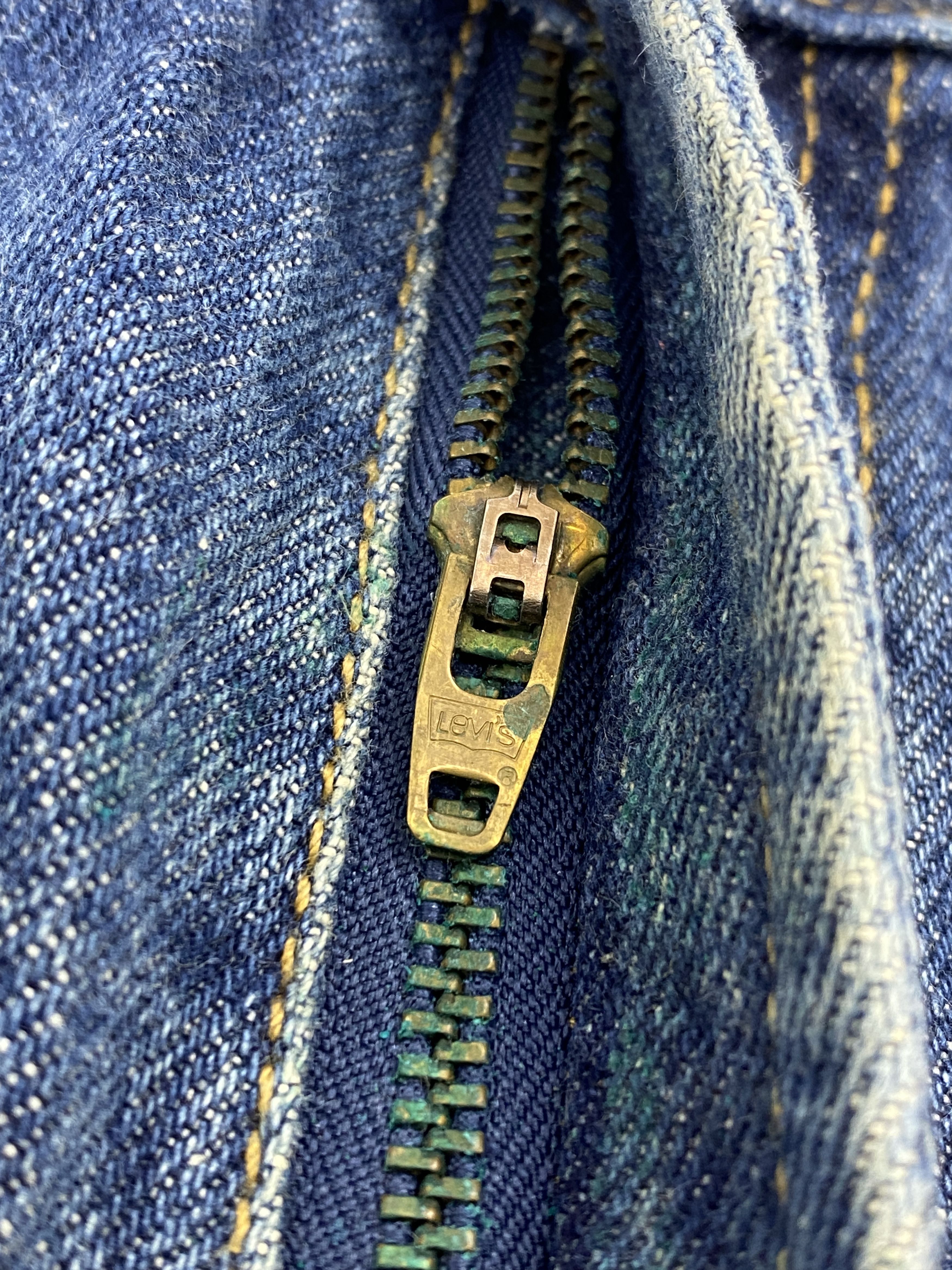 Levi's Distressed Vintage Levis 517 Flared Bootcut Denim DP2607 Size US 42 / EU 58 - 13 Thumbnail