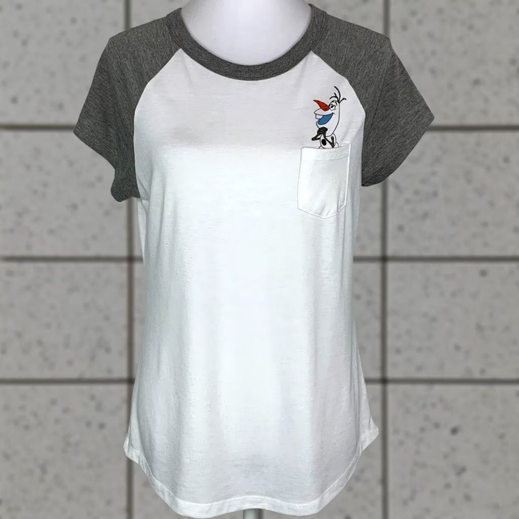 Disney Disney Frozen Olaf Shirt Womens Size L White Gray Short Sleeve Patch Pocket Tee Size L / US 10 / IT 46 - 1 Thumbnail