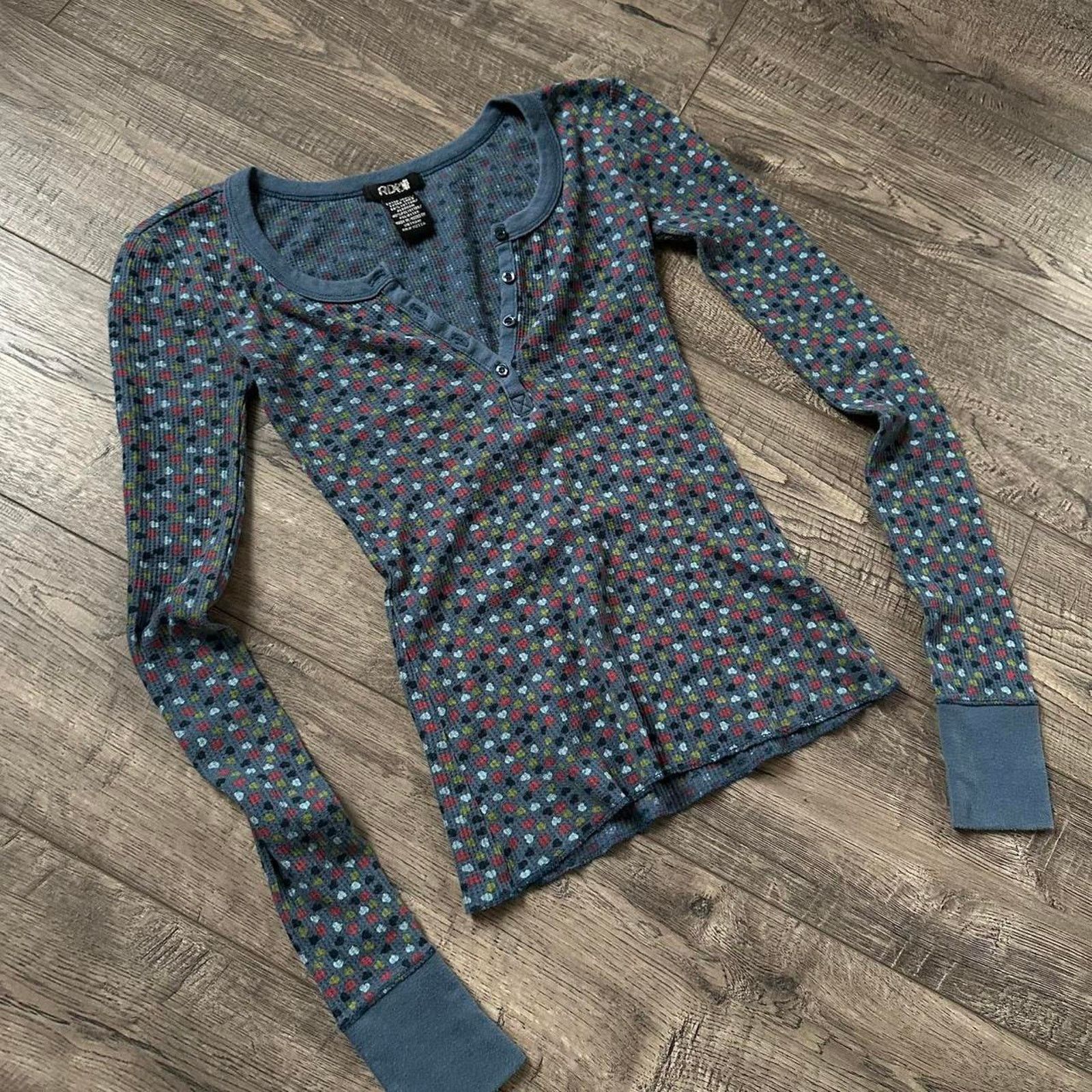 Japanese Brand × Vintage Vintage Y2K Archive Tight Thermal Waffle Longsleeve Shirt Size XS / US 0-2 / IT 36-38 - 3 Thumbnail