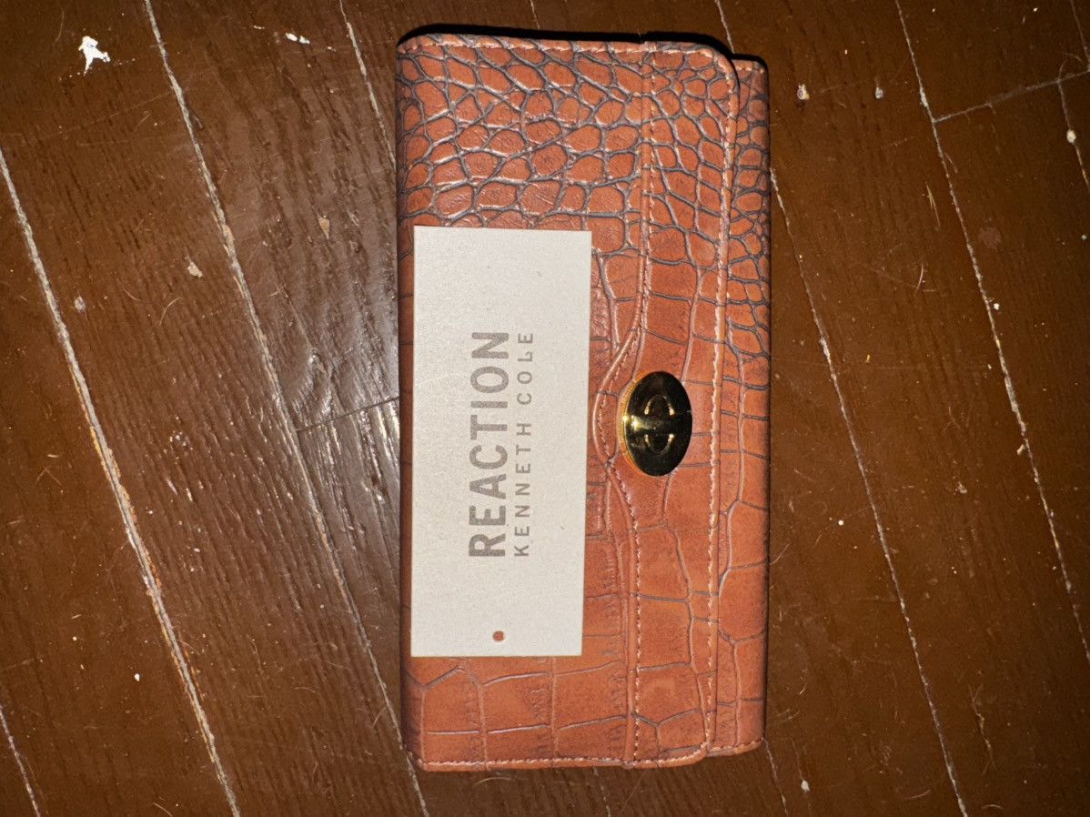 Kenneth Cole Kenneth Cole Reaction Brown Crocodile Embossed Wallet Size ONE SIZE - 5 Thumbnail