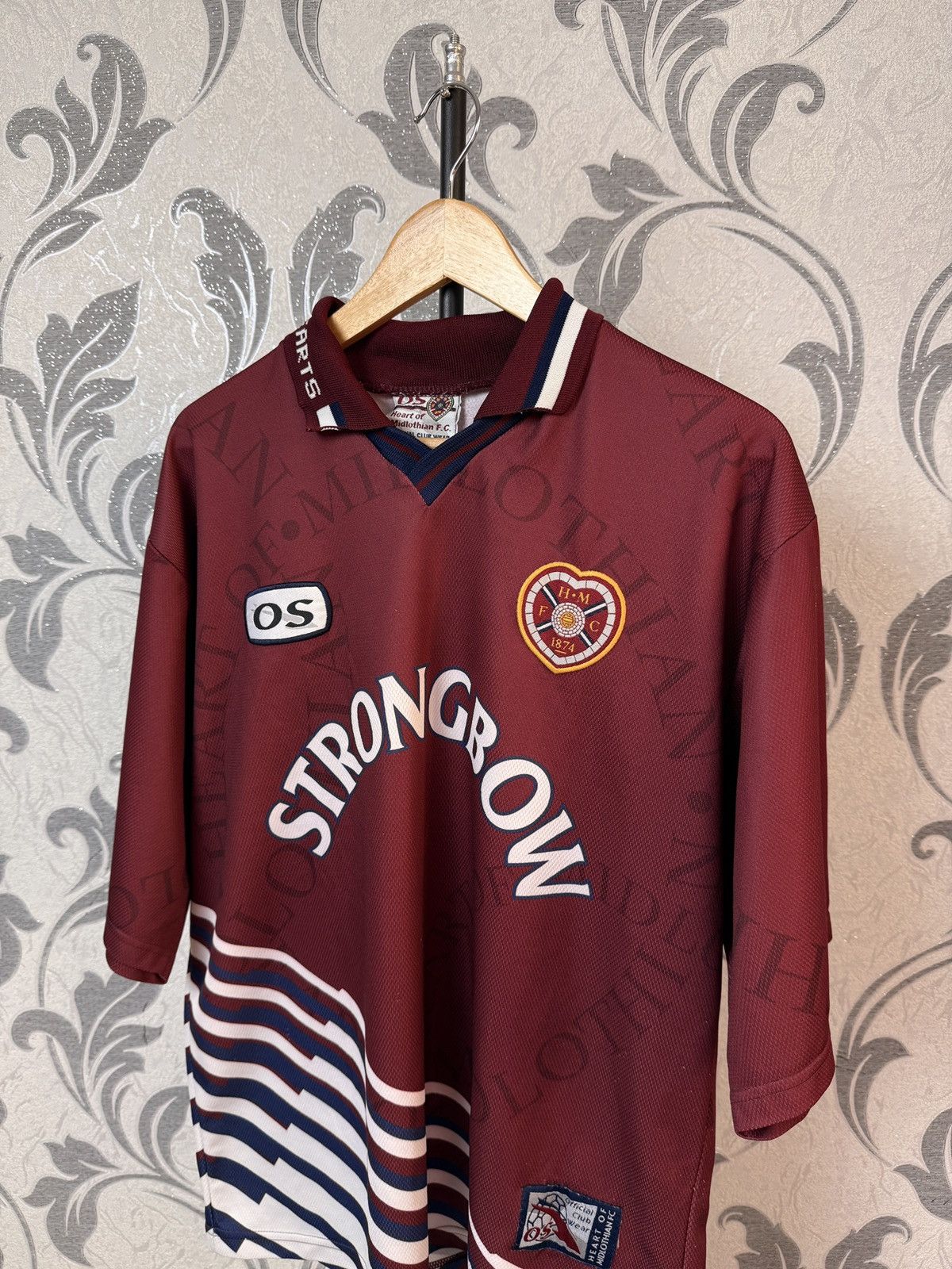 Other 1998 HEART OF MIDLOTHIAN HOME SOCCER JERSEY FOOTBALL SHIRT Size US L / EU 52-54 / 3 - 14 Thumbnail