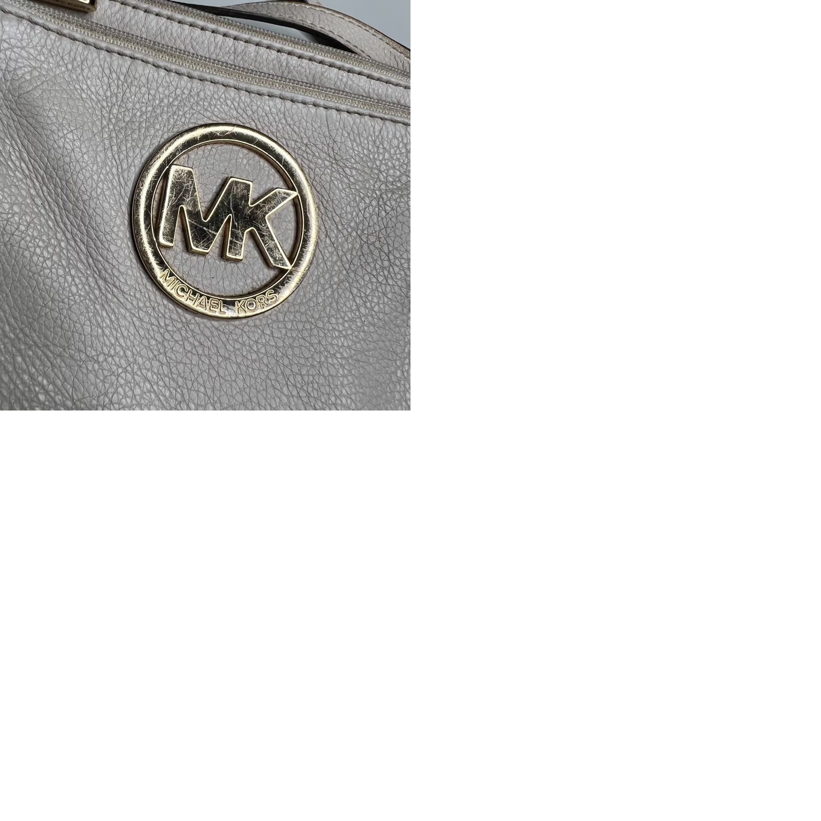 Michael Kors Michael Kors Fulton Crossbody Bag Vanilla Pebbled Leather OD-1409 MK Logo Purse Small Women Crossbody Bag Size ONE SIZE - 9 Thumbnail