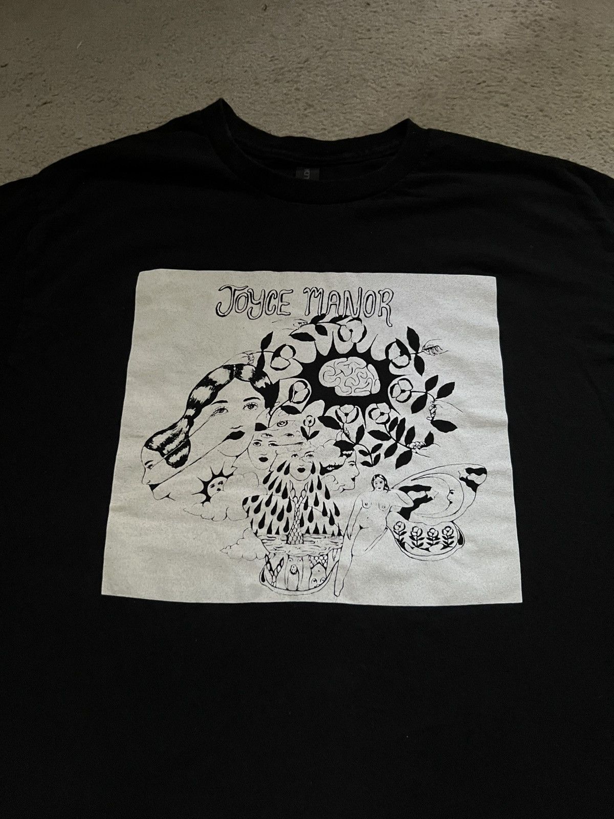 Band Tees 2010s Joyce Manor Band Tee Size US L / EU 52-54 / 3 - 1 Thumbnail
