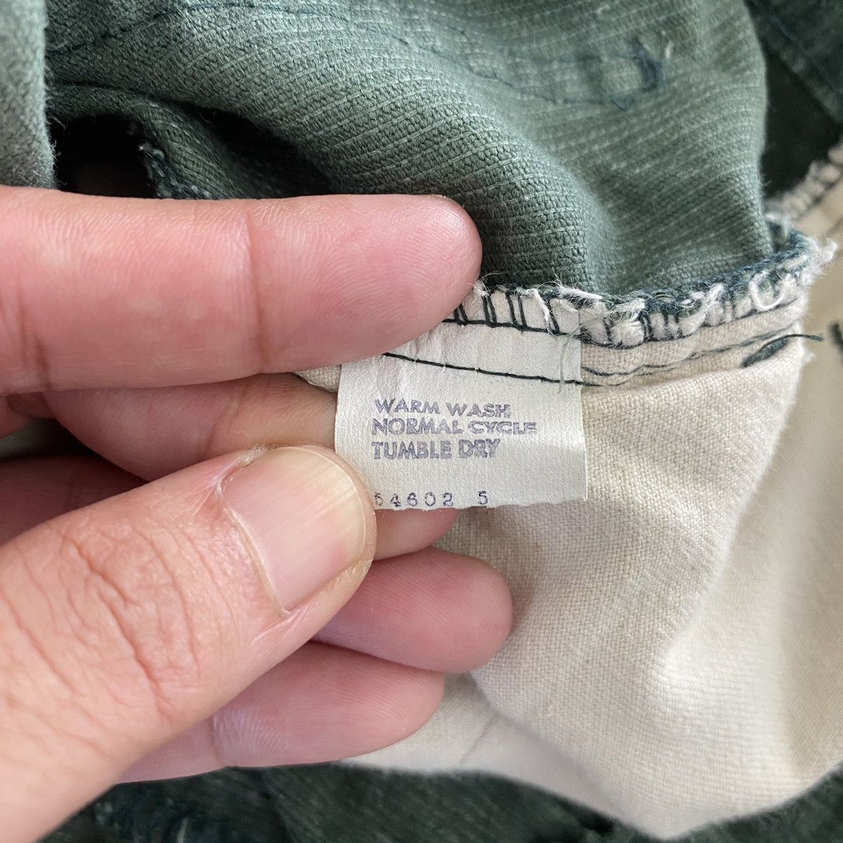 Levi's Vintage 1973 Levis 646 Faded Green Corduroy Flared Jeans Size US 31 - 21 Thumbnail