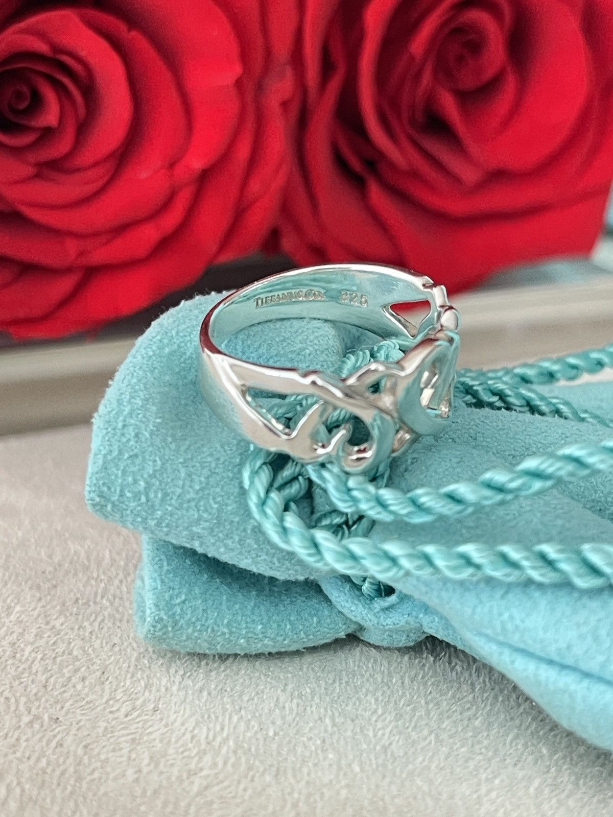 Tiffany & Co. TIFFANY & Co. Paloma Picasso Triple Heart Silver Ring 5 $450 Size ONE SIZE - 12 Thumbnail
