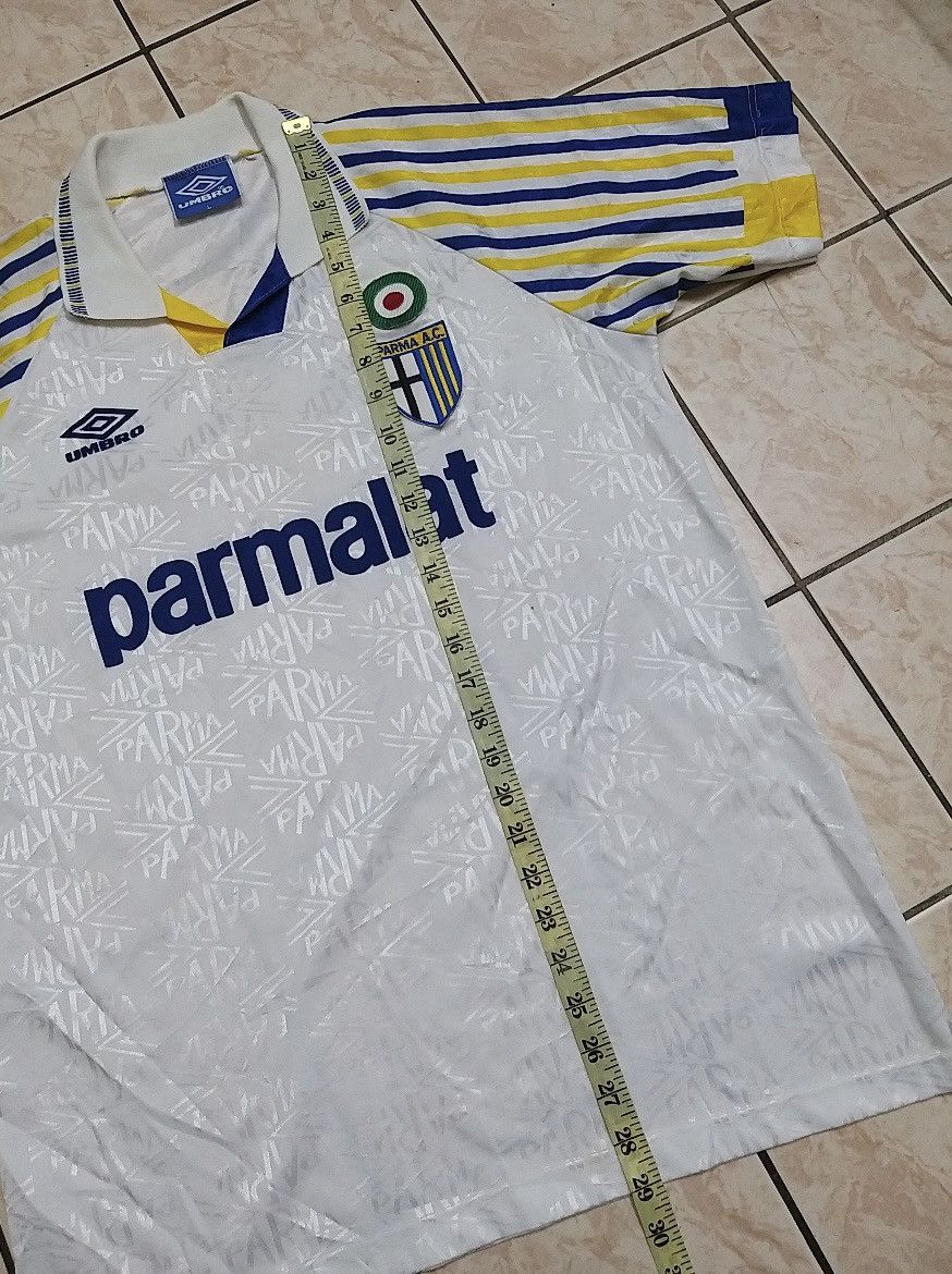 Umbro RARE🔥🔥VINTAGE 91-93 PARMA FC UMBRO PARMALAT HOME JERSEY Size US L / EU 52-54 / 3 - 8 Thumbnail