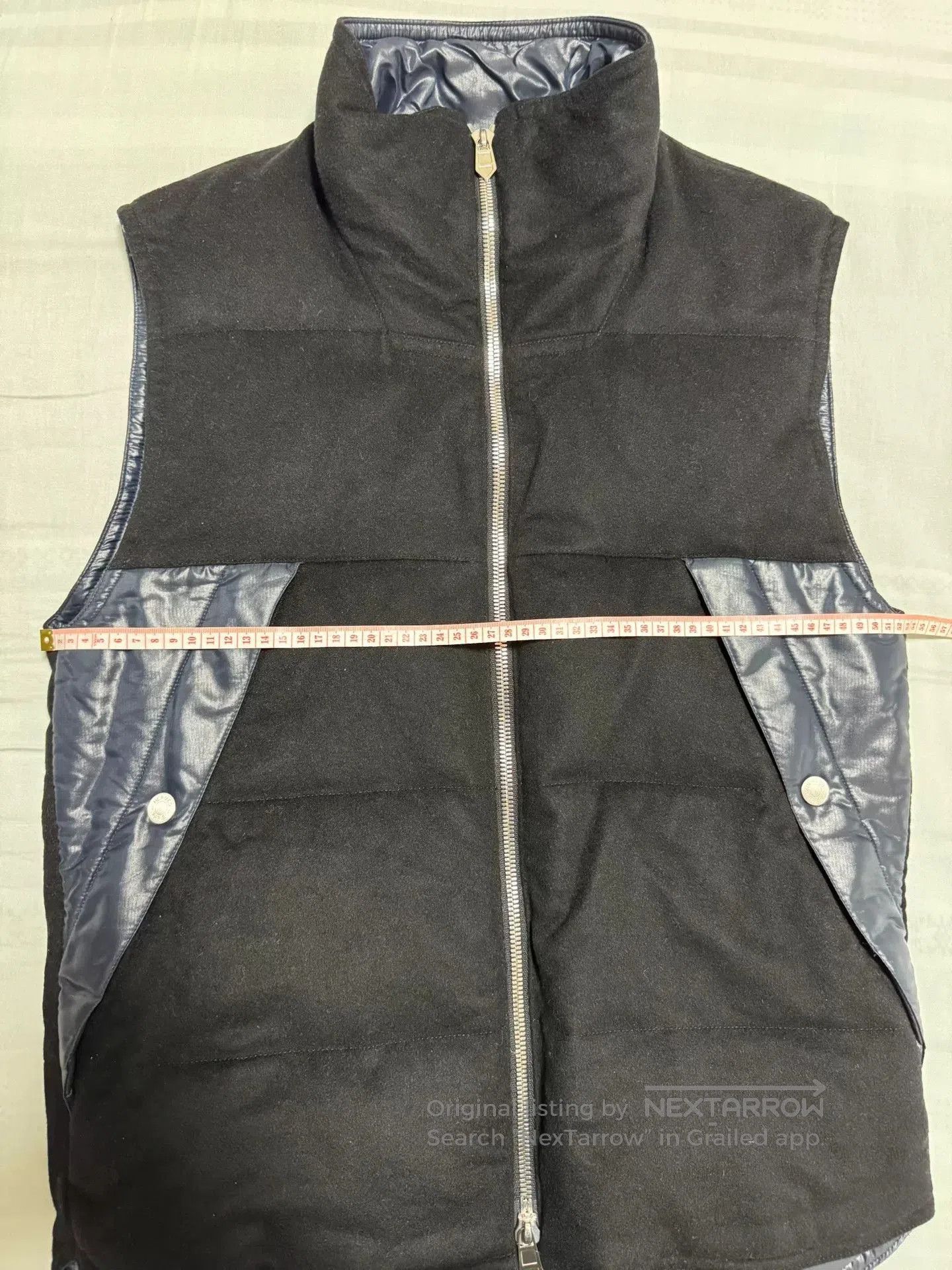 Hermes hermes men's down vest in black. Size US M / EU 48-50 / 2 - 4 Thumbnail