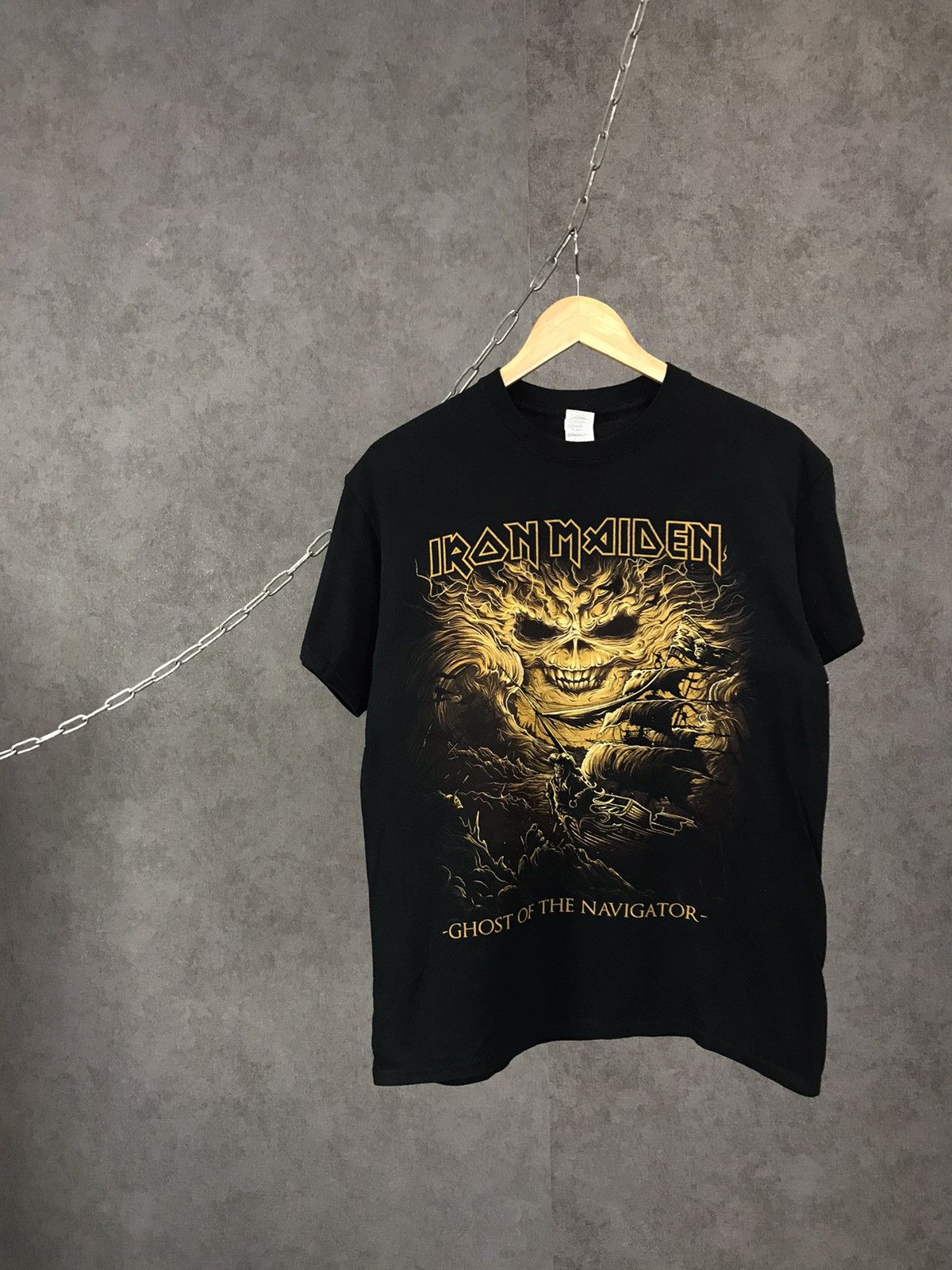 Iron Maiden Iron Maiden rock band tee Size US M / EU 48-50 / 2 - 1 Thumbnail