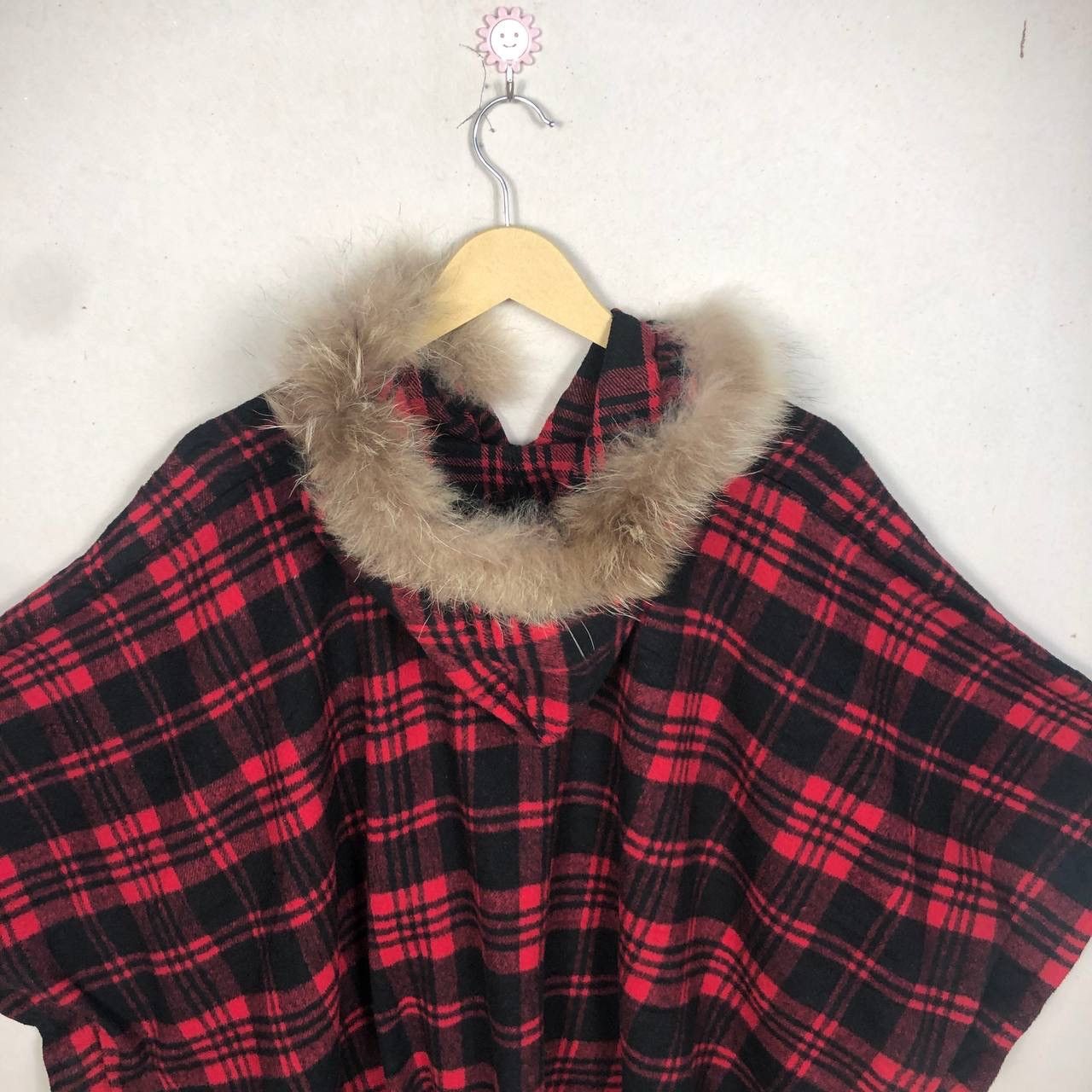 Edition Japan Mouth Valley Plaid Fur Hooded Poncho Cape Jacket Size US M / EU 48-50 / 2 - 4 Thumbnail