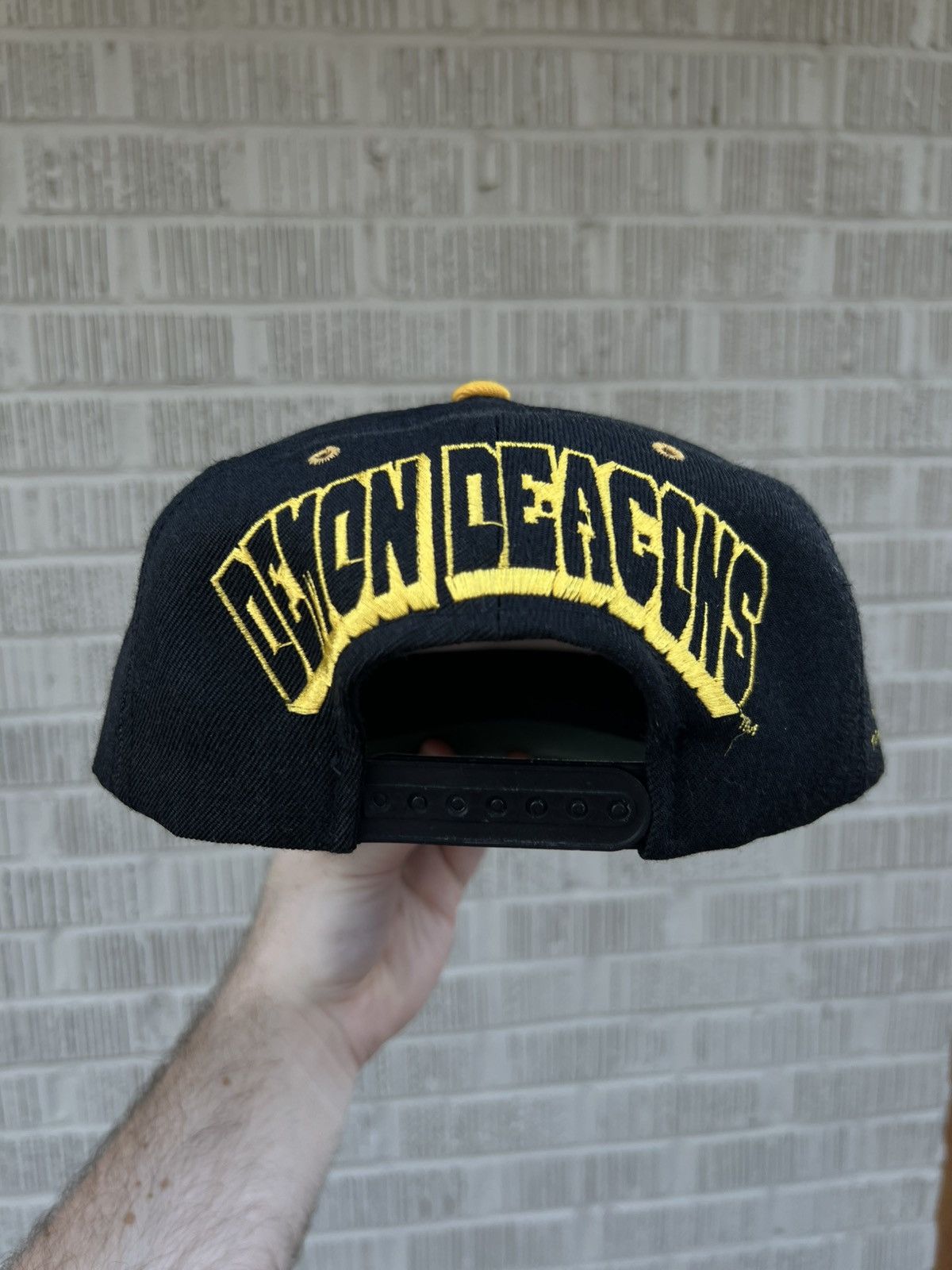Sports Specialties Vintage 90’s Wool Wake Forest Demon Deacon NCAA SnapBack Hat Size ONE SIZE - 4 Thumbnail
