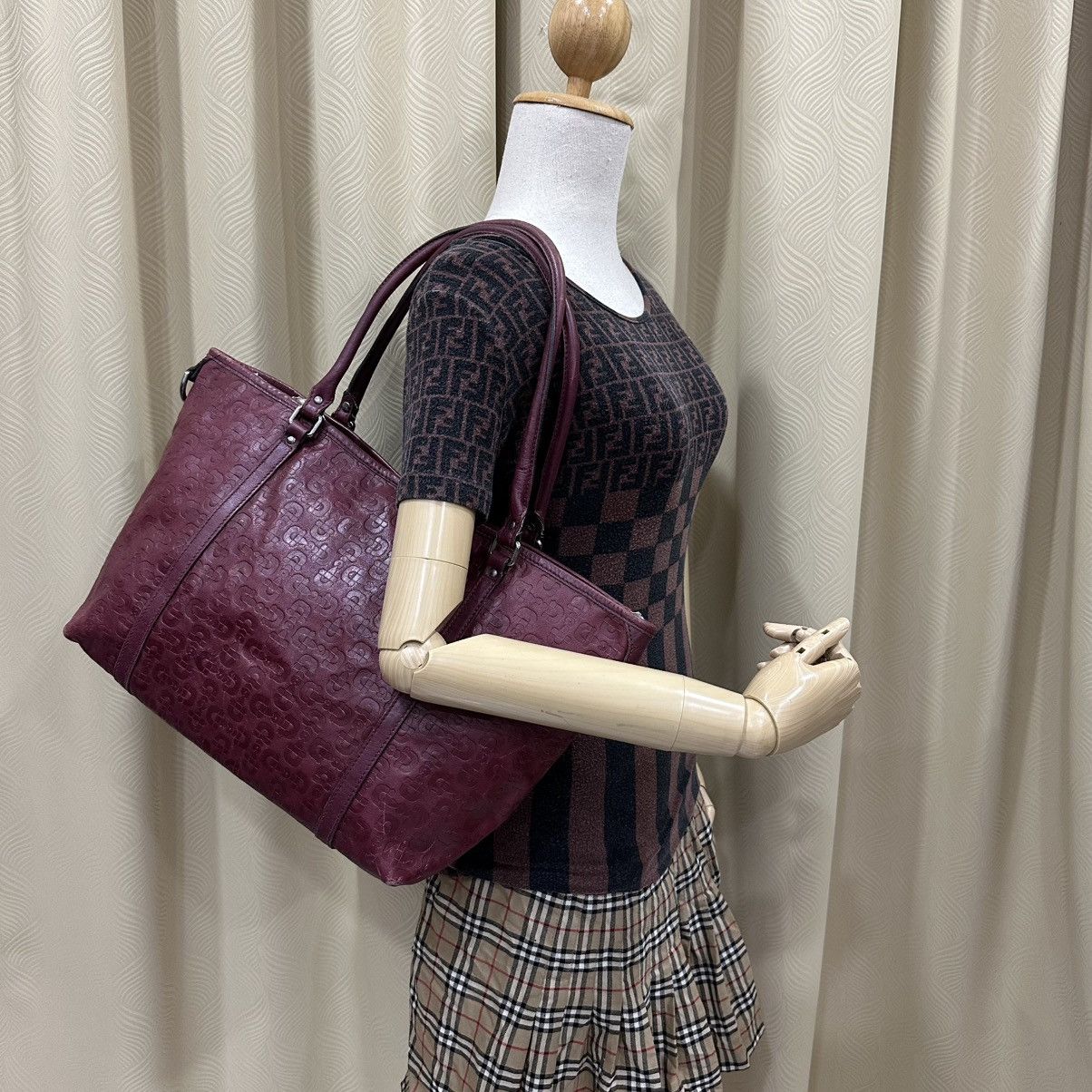 Gucci ‼️LASTDROP‼️ GUCCI MICRO GUCCISSIMA RED LEATHER TOTE BAG 1 Size ONE SIZE - 17 Thumbnail