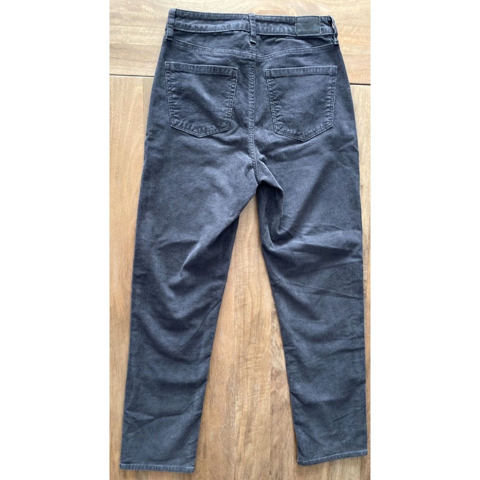 American Eagle Outfitters American Eagle Mom Straight Jean Women 2R (27x28) Black High RIse Corduroy Pants Size 26" / US 2 / IT 38 - 2 Thumbnail