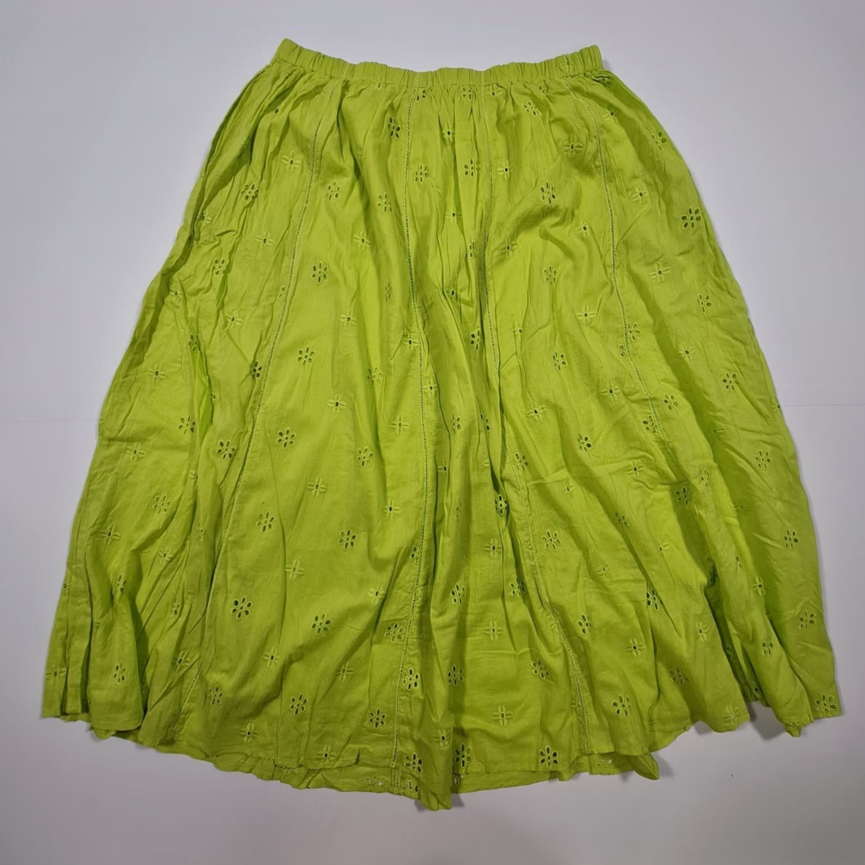 Velvet Velvet by Graham & Spencer Skirt Womens Maxi XL Cotton Green Elastic Waist Lined 100% Cotton Machine Washable City Elegant London 3?5'' Long Size 40" / US 18 - 3 Thumbnail