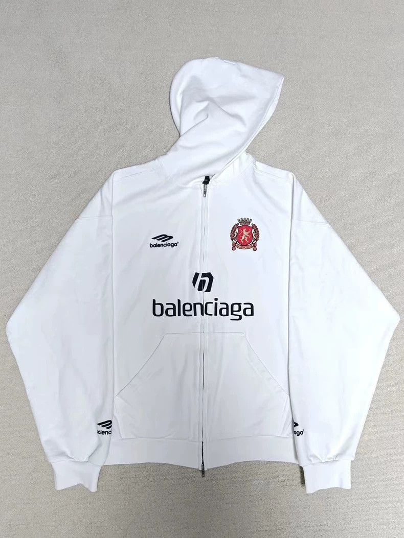Balenciaga Balenciaga 24 United White Football Limited Edition Hooded Size US XS / EU 42 / 0 - 1 Thumbnail