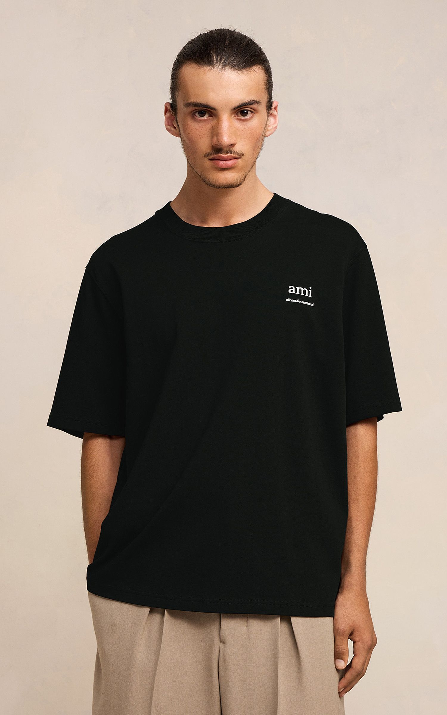 AMI o1s22i1n0925 Unisex Organic Cotton T-Shirt in Black Size US S / EU 44-46 / 1 - 7 Thumbnail