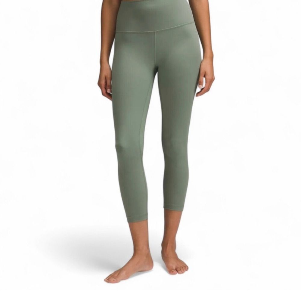 Lululemon Lululemon Athletica Green High-Waisted Leggings Size 27" / US 4 / IT 40 - 1 Thumbnail