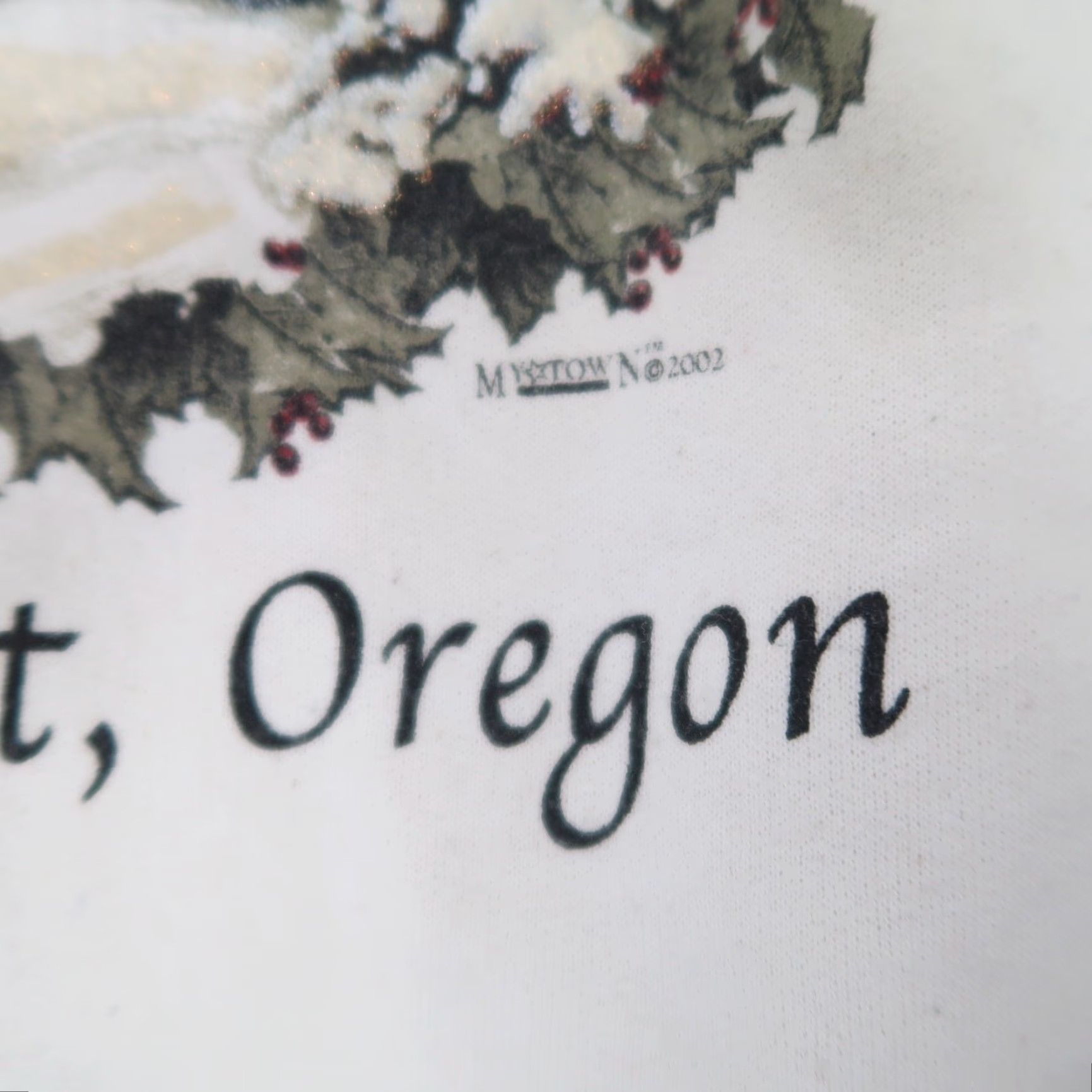 Hanes VINTAGE Hanes Sweatshirt Cream Oregon Holiday House Graphic M Womens Crew Neck Pullover Cotton Polyester 90s Christmas Casual Size M / US 6-8 / IT 42-44 - 3 Thumbnail