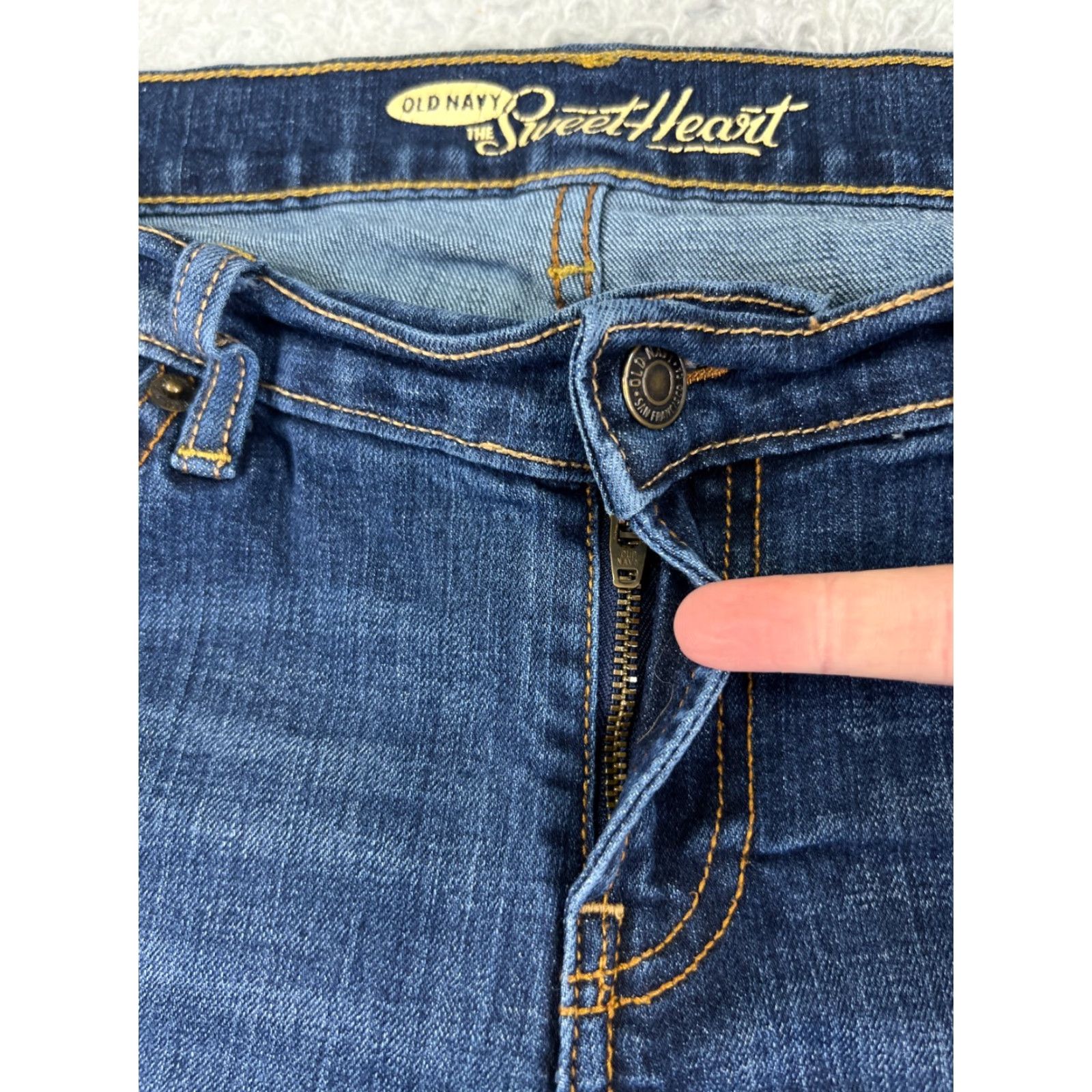 Old Navy Old Navy Jeans Womens 6 Blue Denim Skinny 5-Pocket Regular Crop Comfort Slimming Stretch Cotton Blend Size 28" / US 6 / IT 42 - 5 Thumbnail