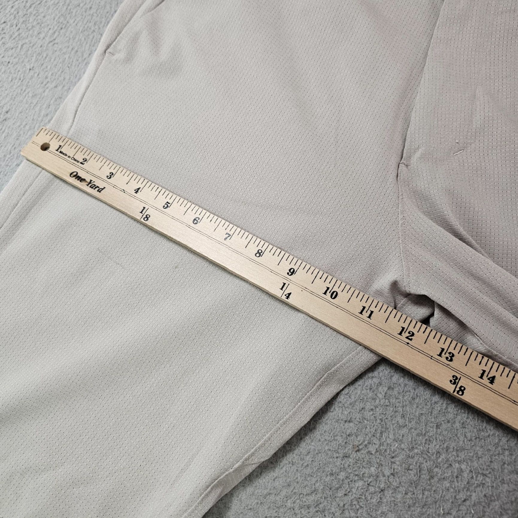 Lululemon Lululemon Ventlight Commission Pants Mens Size 33 Beige Slim Fit Stretch Golf Chino Casual Travel Flat Front Zip Pocketes Size US 33 - 5 Thumbnail