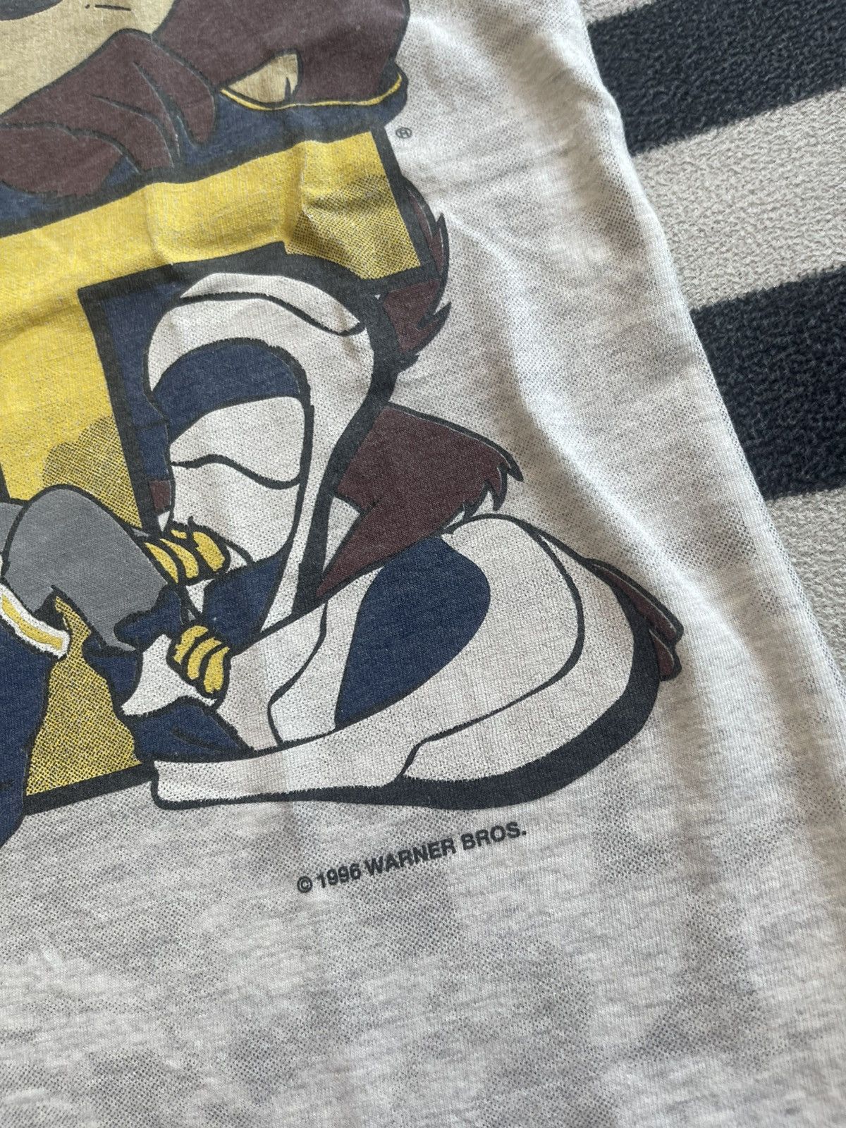 Universal Studios Vintage 1996 Looney Tunes x Georgia Tech Yellow Jackets Tee Size US XS / EU 42 / 0 - 4 Thumbnail