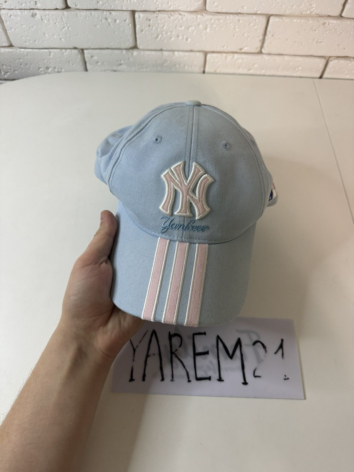 Vintage New York Yankees adidas vintage cap hat Size ONE SIZE - 2 Thumbnail