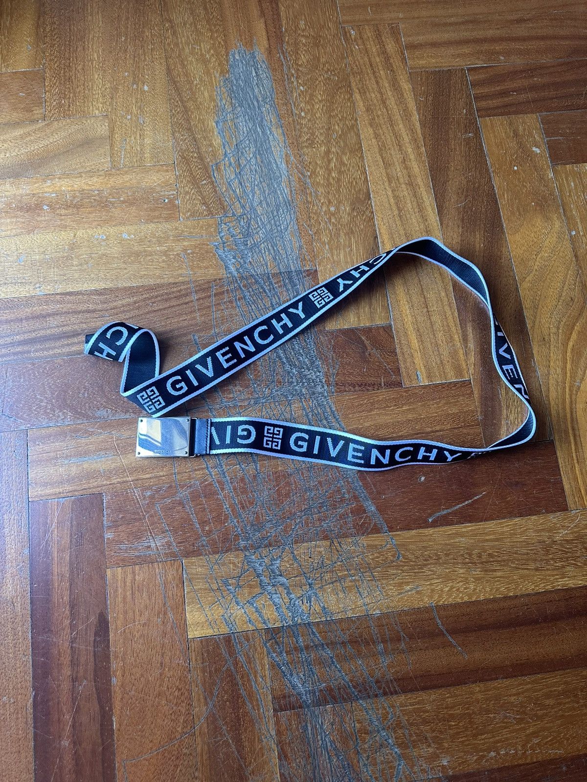 Givenchy Givenchy logo strap belt Size 40 - 2 Thumbnail