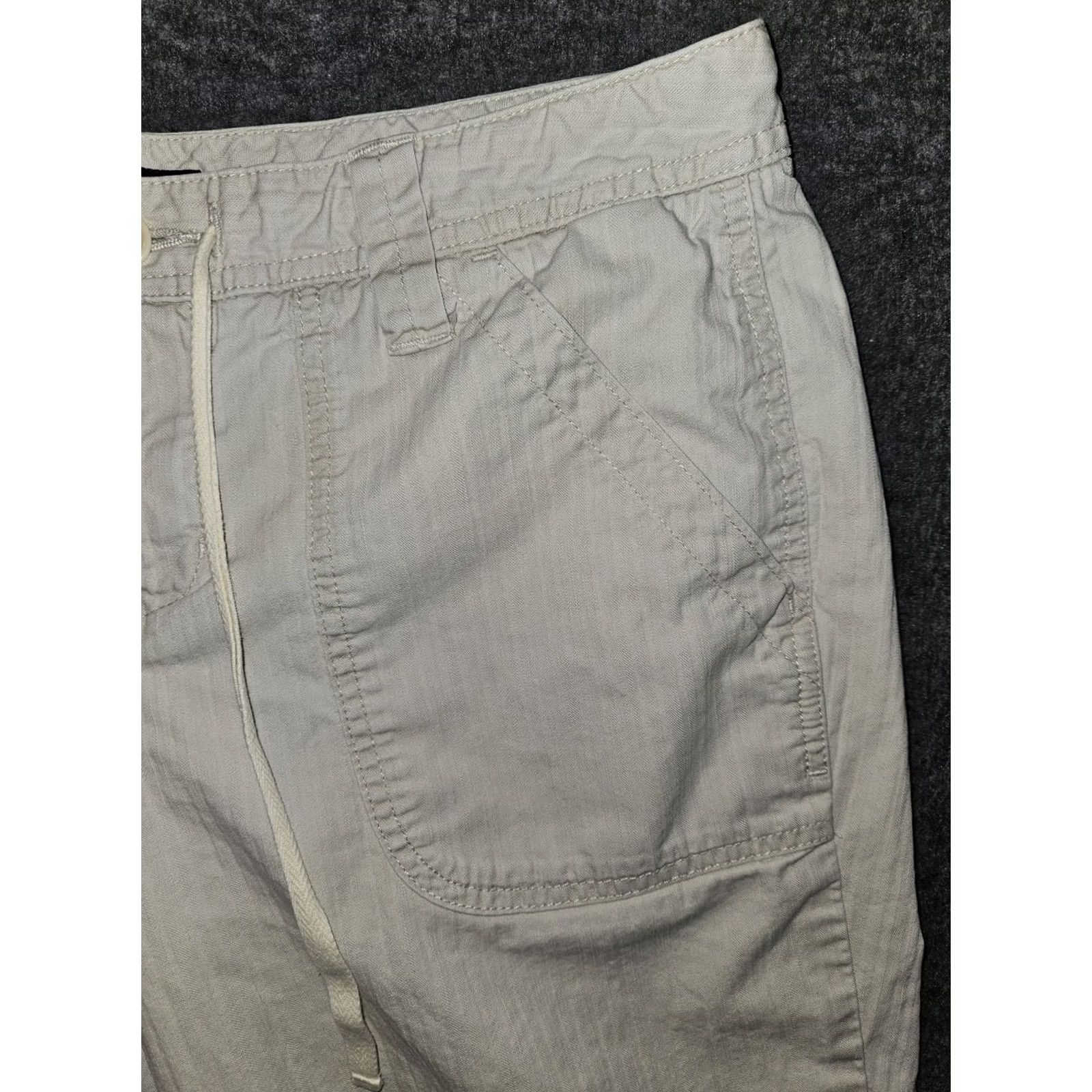 Tommy Hilfiger Tommy Hilfiger Capri Bermuda Shorts Women's 10 Ivory Roll Tab Flap Pocket Preppy Size 32" / US 10 / IT 46 - 7 Thumbnail
