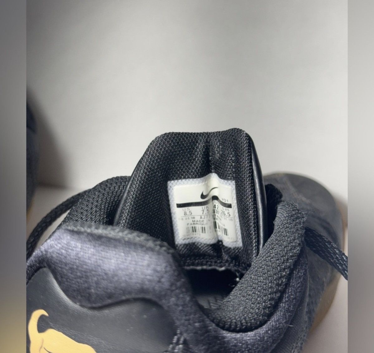 Nike Kobe Black Mamba’s Size US 8.5 / EU 41-42 - 8 Thumbnail