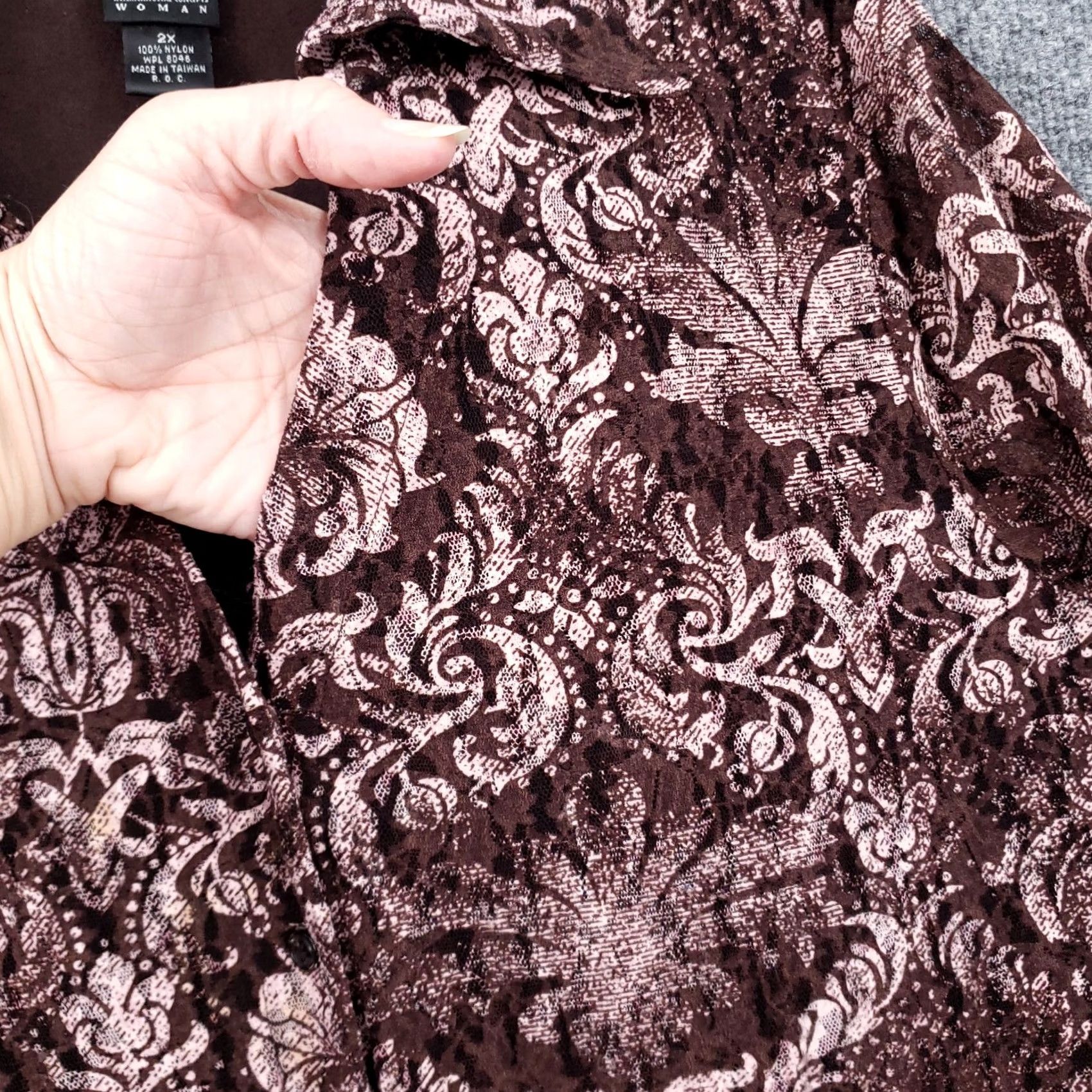 Vintage INC International Concepts Shirt Womens 2X Brown Women Plus Button Paisley Nylon Top Size XXL / US 16-18 / IT 52-54 - 6 Thumbnail