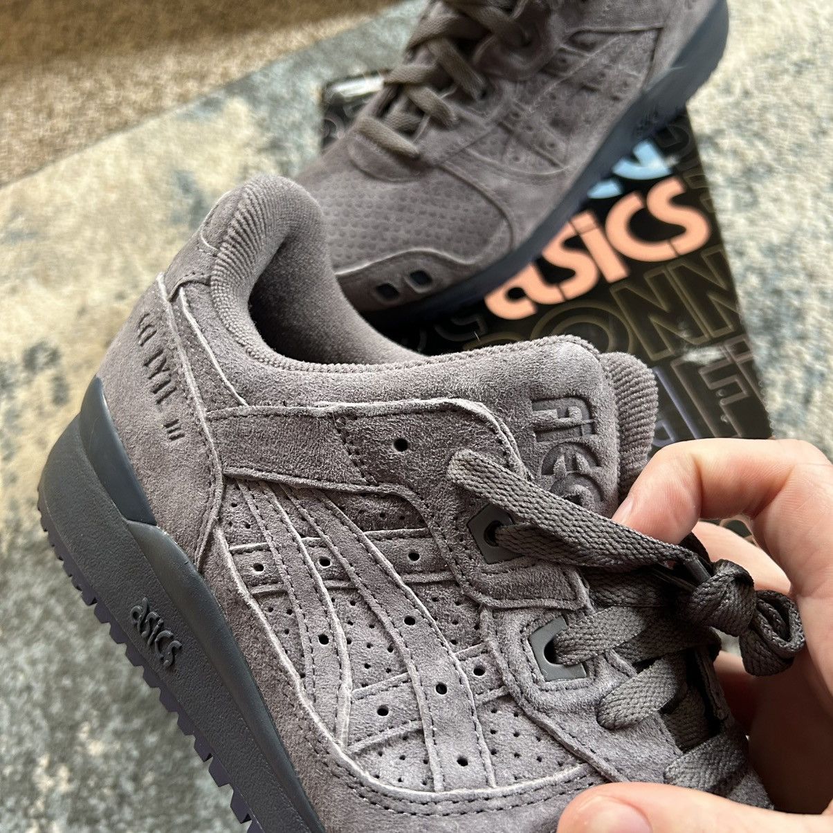 Asics × Kith 1201A224-201 FW20 KXTH GEL LYTE iii “THE PALETTE” HURRiCANE Size US 7.5 / EU 40-41 - 5 Thumbnail