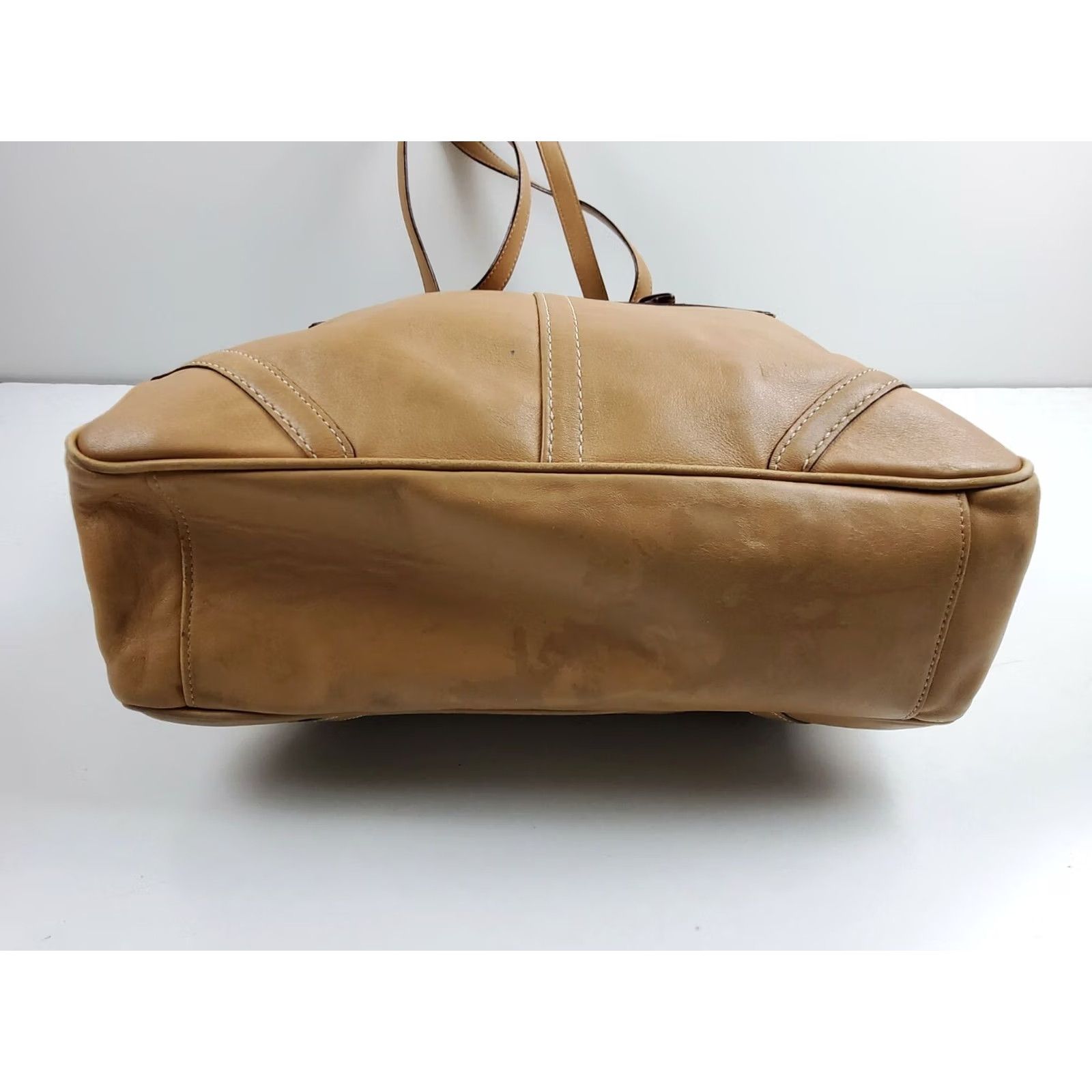 Coach Coach West Gallery Large Shoulder Bag Tan Leather Tote Purse Womens Bag Size ONE SIZE - 6 Thumbnail