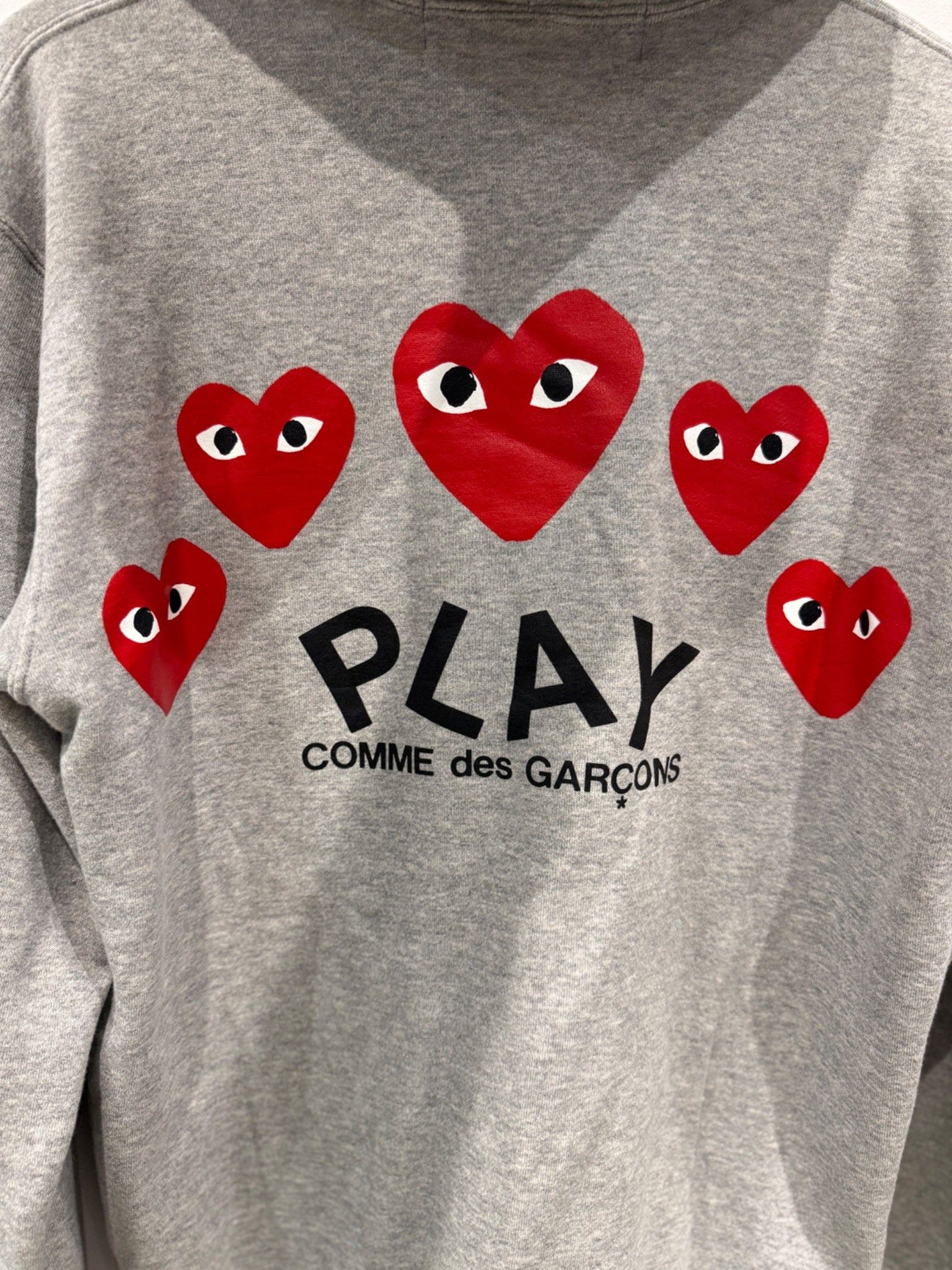 CDG by Comme des Garcons Comme Des Garcons PLAY Heart Zip-Up Hoodie With Back Logo Size US L / EU 52-54 / 3 - 8 Thumbnail