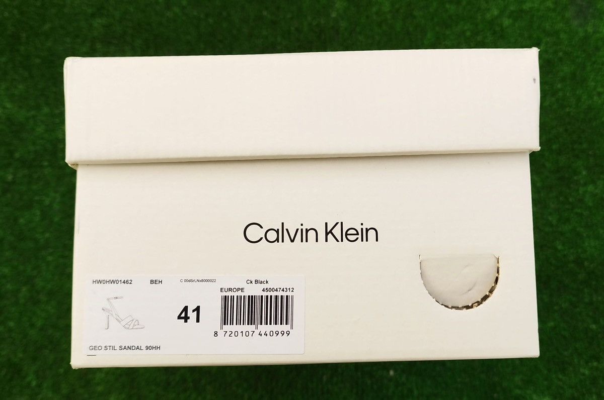 Calvin Klein Shoes Calvin Klein Size US 9.5 / IT 39.5 - 8 Thumbnail