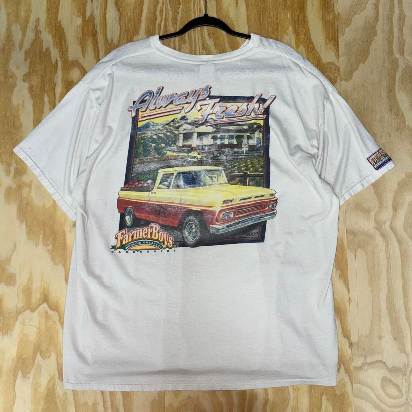 Gildan Vintage y2k farmer boys hamburger joint 2000s t-shirt Size US XXL / EU 58 / 5 - 1 Thumbnail