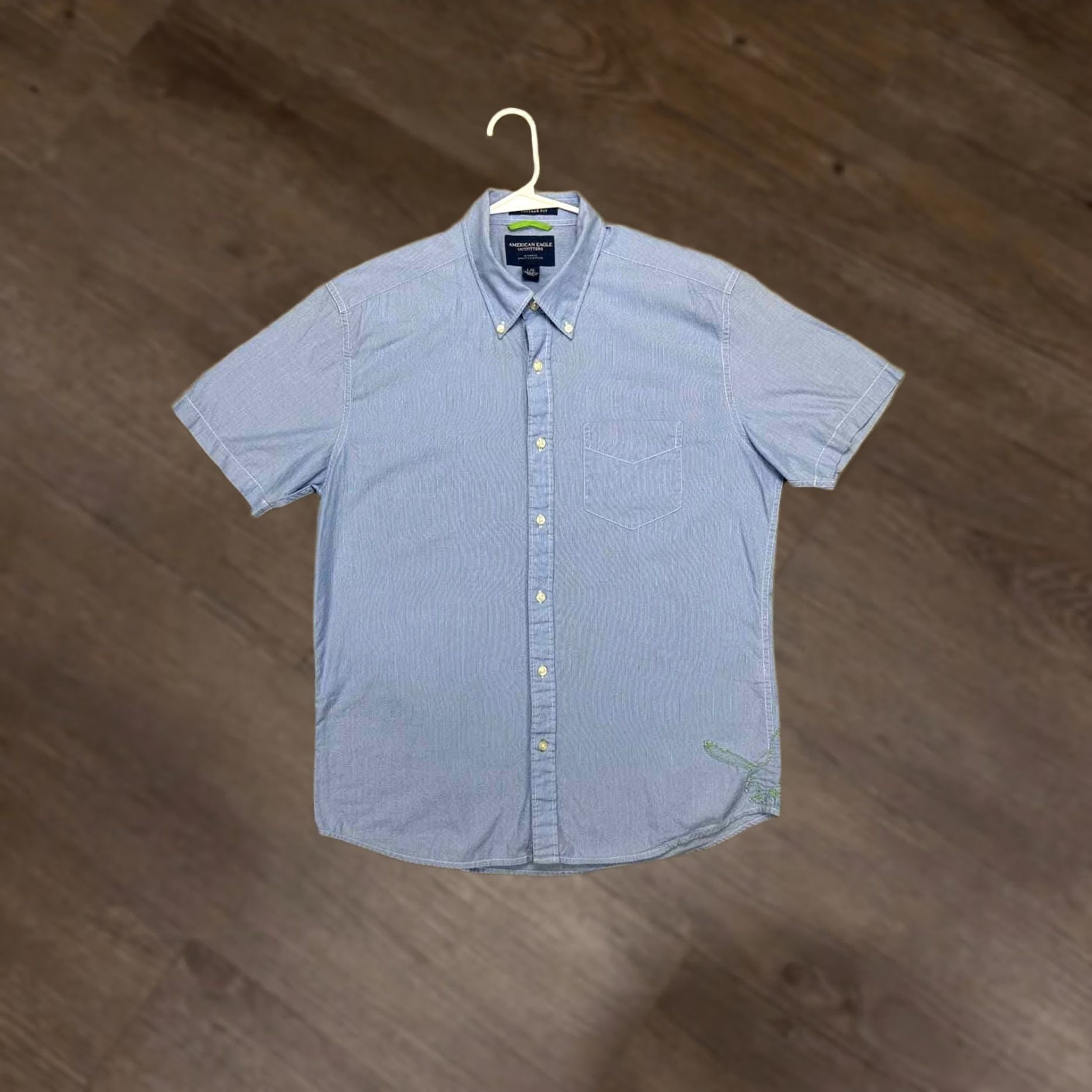 Vintage VINTAGE American Eagle Shirt Mens Large Blue Hairline Stripe Button Up Casual Workwear Short Sleeve Clothing Size US L / EU 52-54 / 3 - 1 Thumbnail
