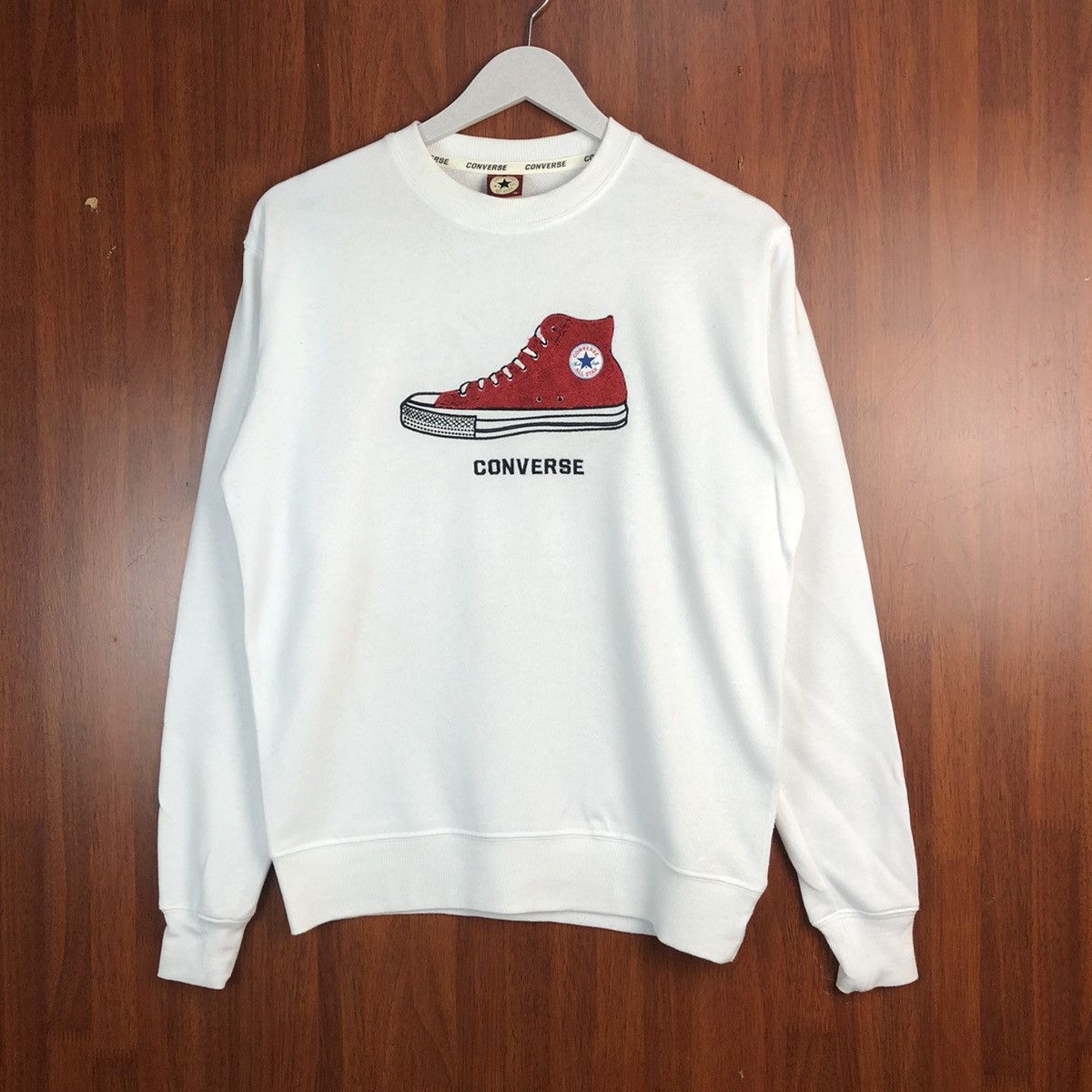 Converse × Vintage Converse vintage with red shoes White Sweatshirt #7559 Size US M / EU 48-50 / 2 - 1 Thumbnail