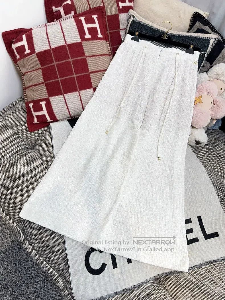 Chanel Chanel Early spring white tweed knitted wide-leg trousers Size 24" / US 00 / IT 34 - 3 Thumbnail