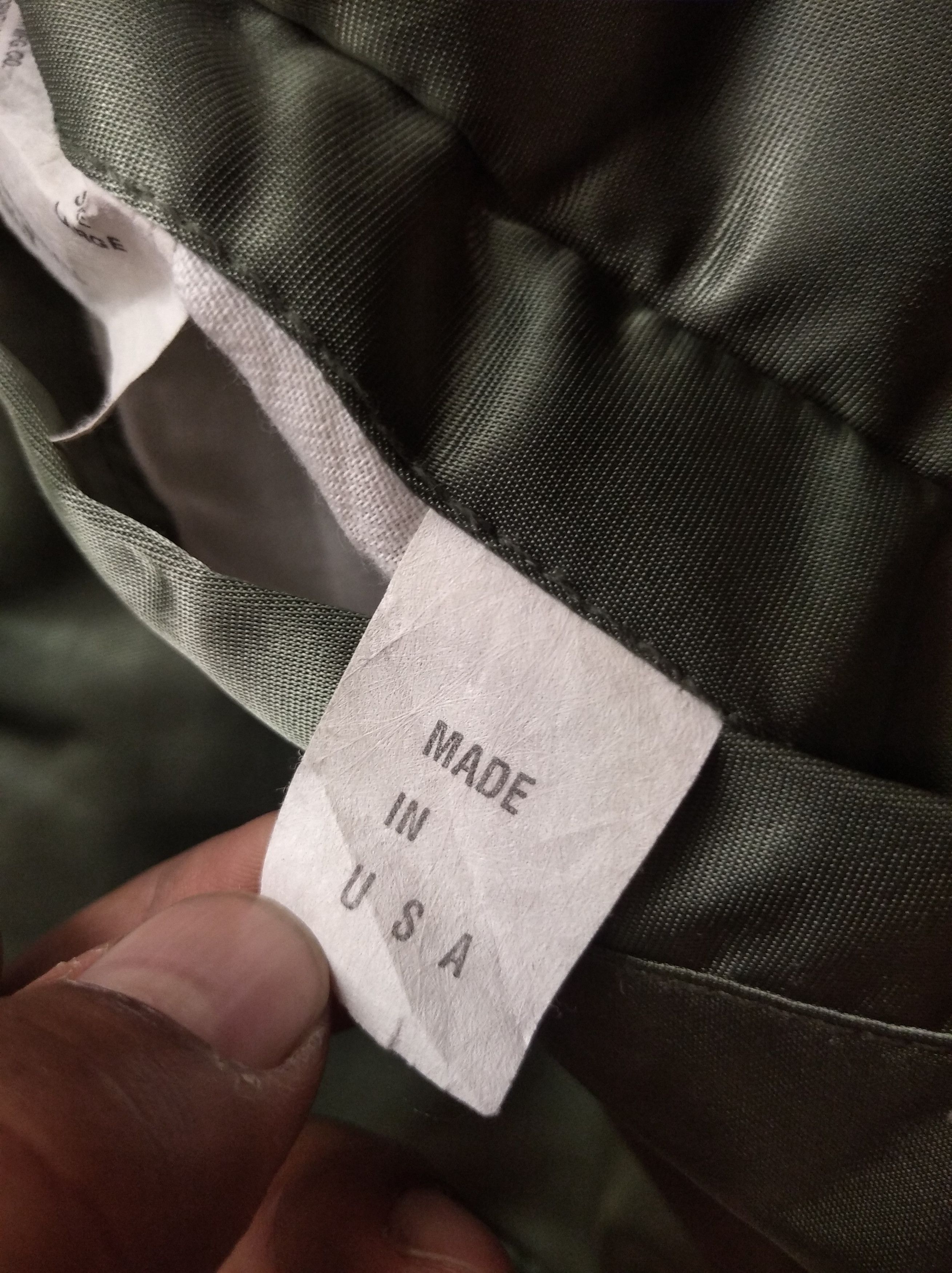 Alpha Industries × Avirex Vintage Military MA1 Bomber Jacket good condition Size US L / EU 52-54 / 3 - 5 Thumbnail