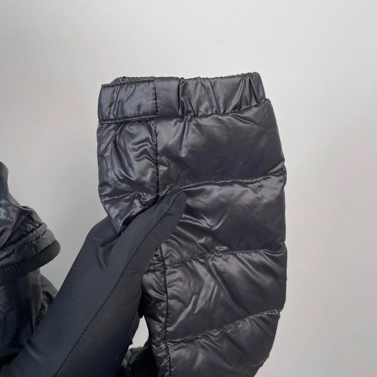 Moncler Moncler Women's Lightweight Puffer Jacket Black 0 2019 Size XS / US 0-2 / IT 36-38 - 9 Thumbnail