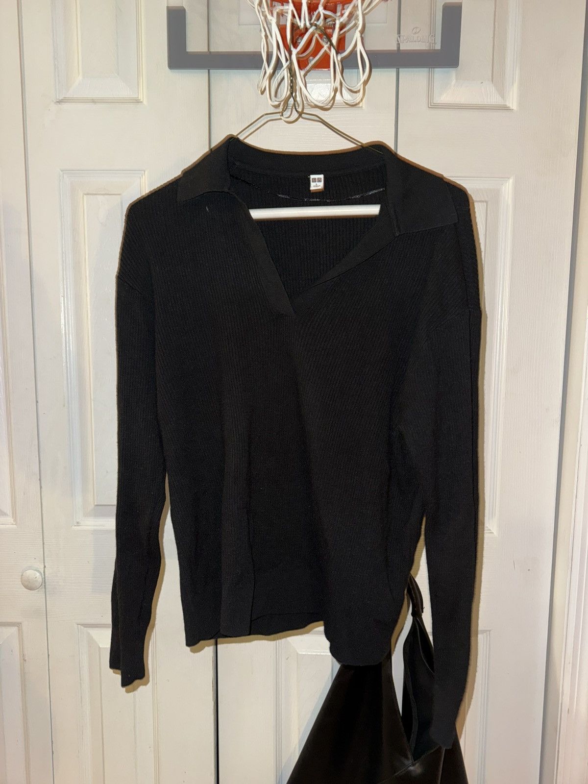 Uniqlo Uniqlo Ribbed Polo Longsleeve Size L / US 10 / IT 46 - 1 Thumbnail