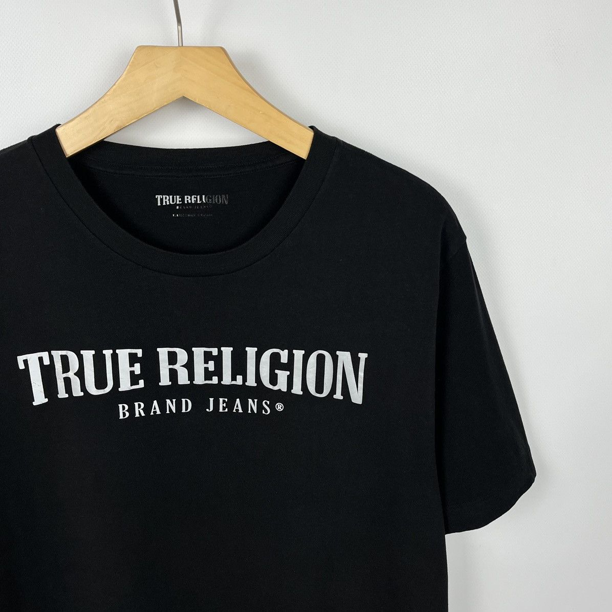 True Religion Vintage True Religion y2k reflective big logo T Shirt 00’s Size US L / EU 52-54 / 3 - 2 Thumbnail