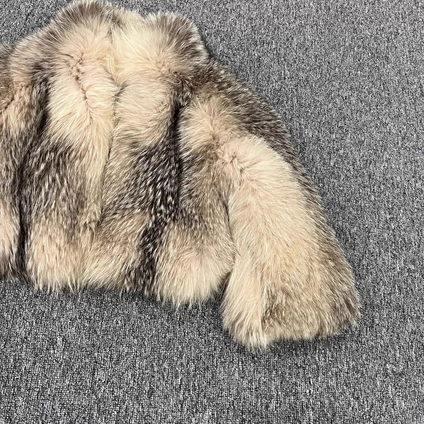 Louis Vuitton LV short fox fur coat 36 99 New Size XS / US 0-2 / IT 36-38 - 3 Thumbnail