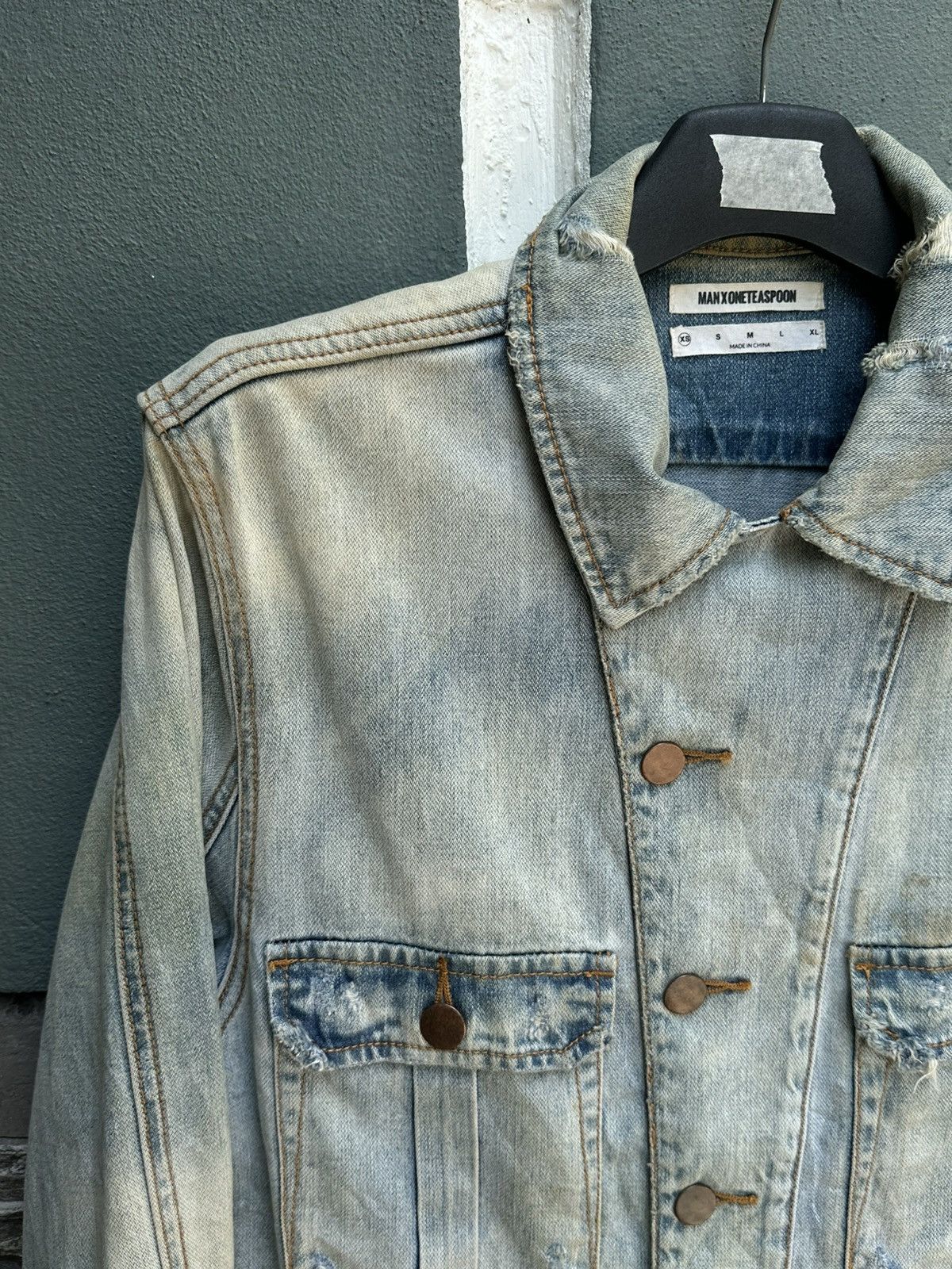 One Teaspoon faded/distressed MARXONETEASPOON denim jacket. Size US XS / EU 42 / 0 - 2 Thumbnail