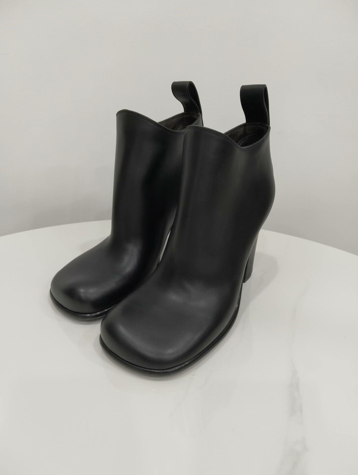 Bottega Veneta Bottega Veneta Boots 38 Women Size US 7.5 / IT 37.5 - 1 Thumbnail