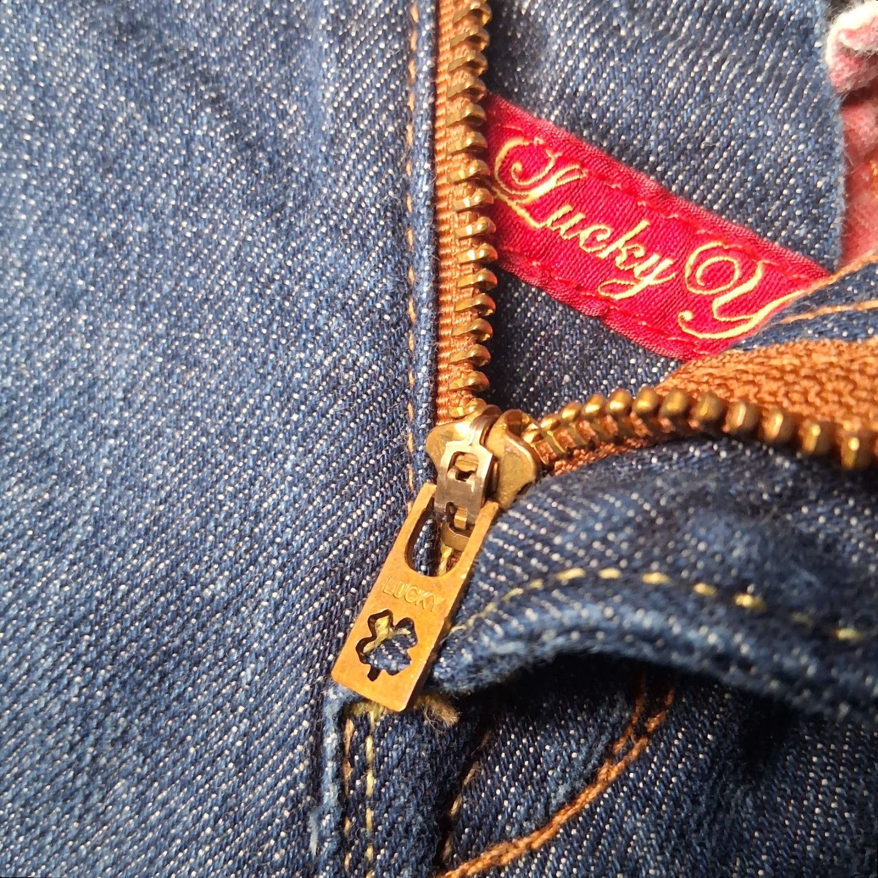 Lucky Brand Lucky Brand Jeans Lola Straight Short Blue Denim Slim Distressed Work Jeans Size 42" / US 20 - 7 Thumbnail