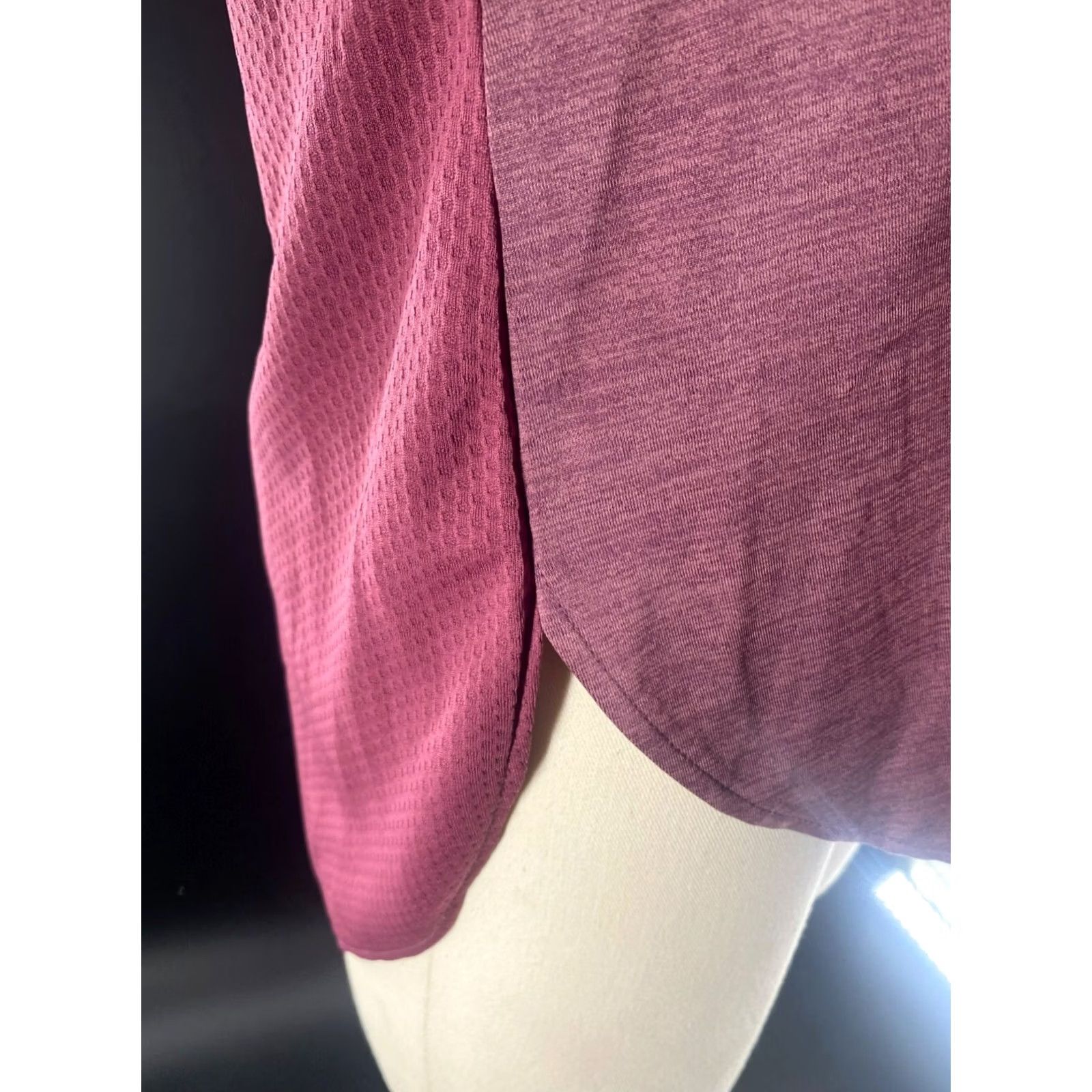 Vintage Baleaf Women’s Longsleeve Athletic Top XL Purple 89% Polyester 11% Spandex Athletic Top Casual Activewear Thumb Holes UPF50+ Women’s/XS-XL Size XL / US 12-14 / IT 48-50 - 4 Thumbnail
